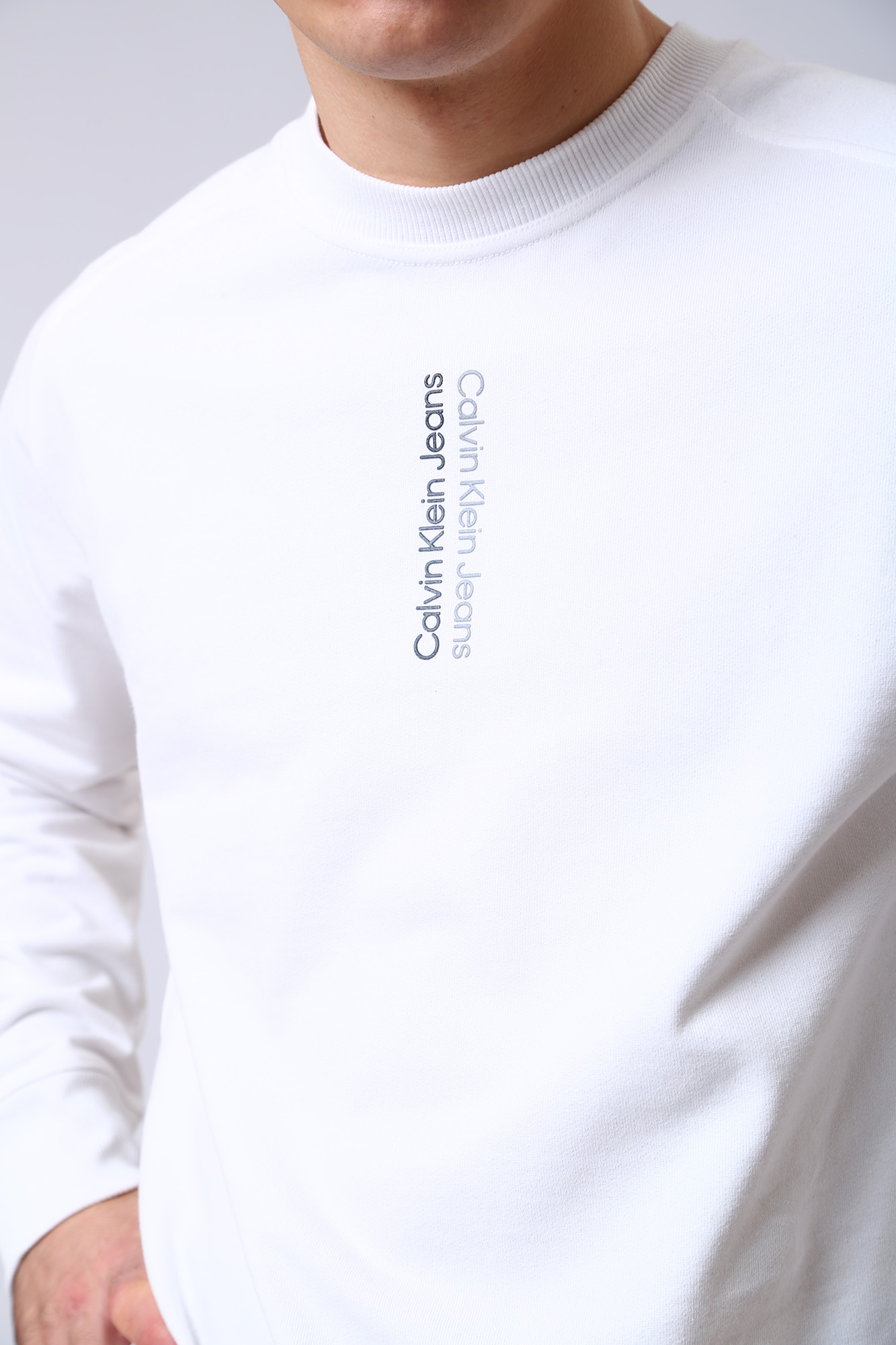 J30J320029 Свитшот Calvin Klein Jeans Белый