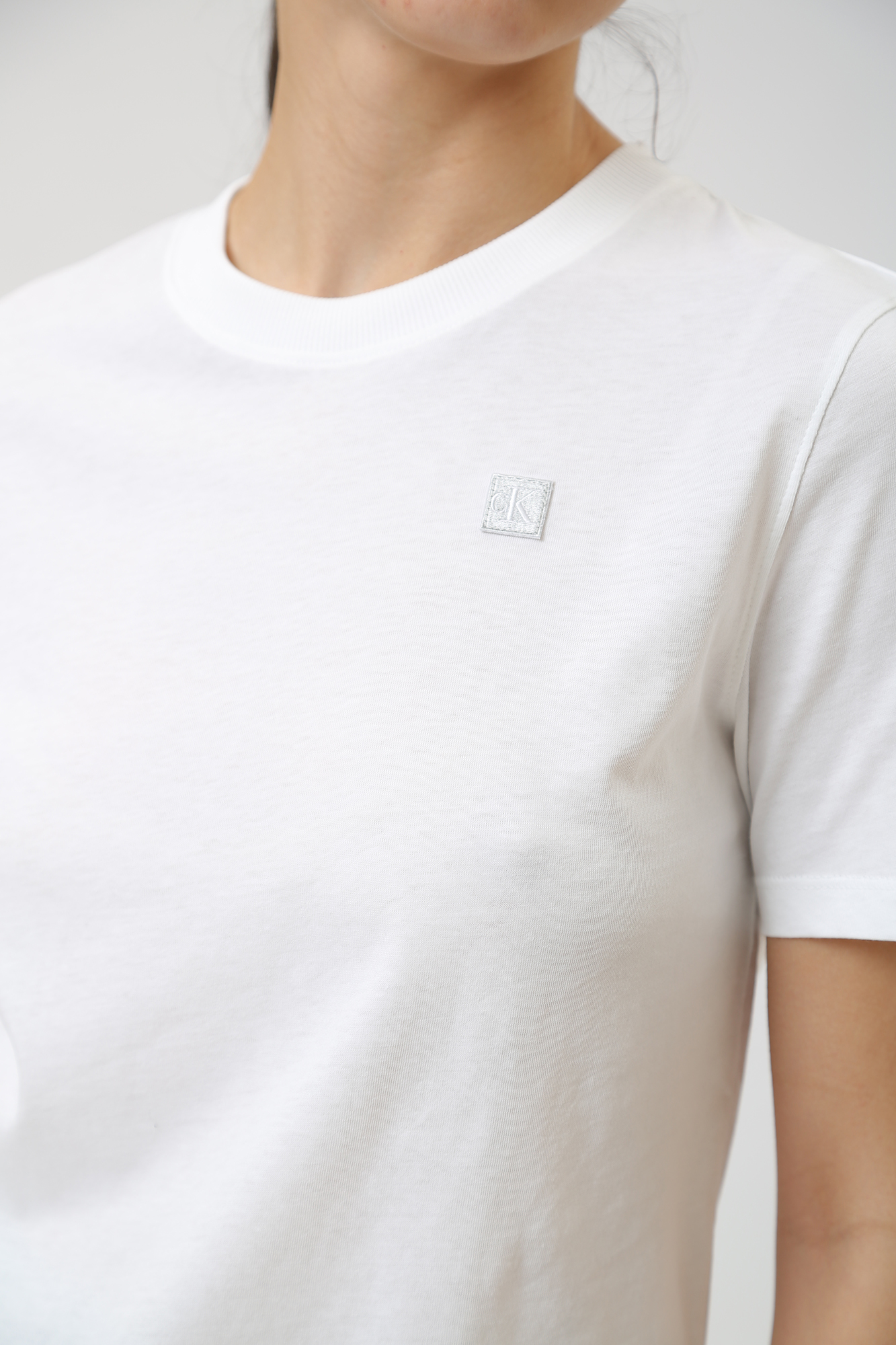 J20J223226 футболка calvin klein jeans 