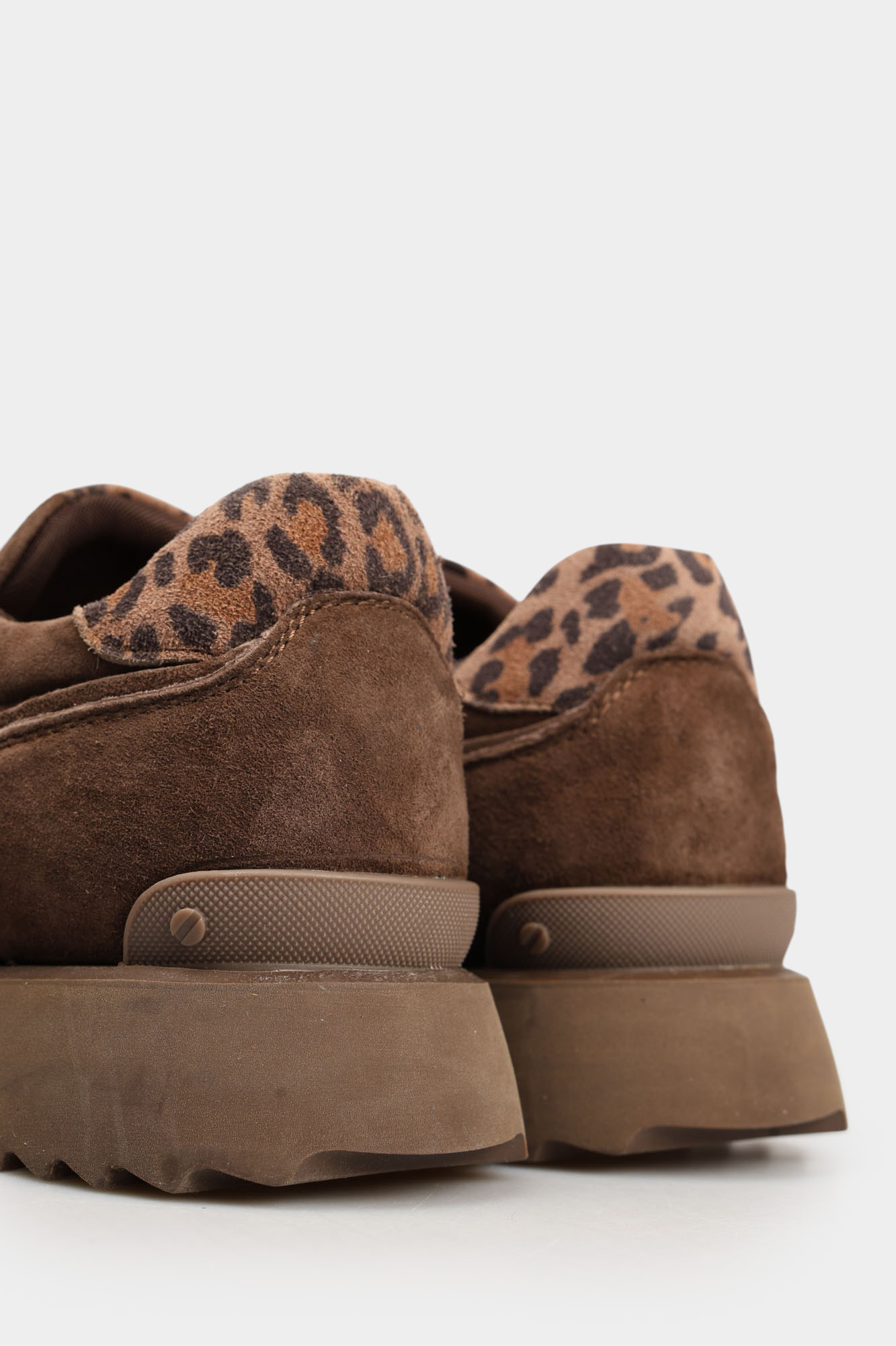 RP-QS633-B220 Кроссовки Red Pin Коричневый