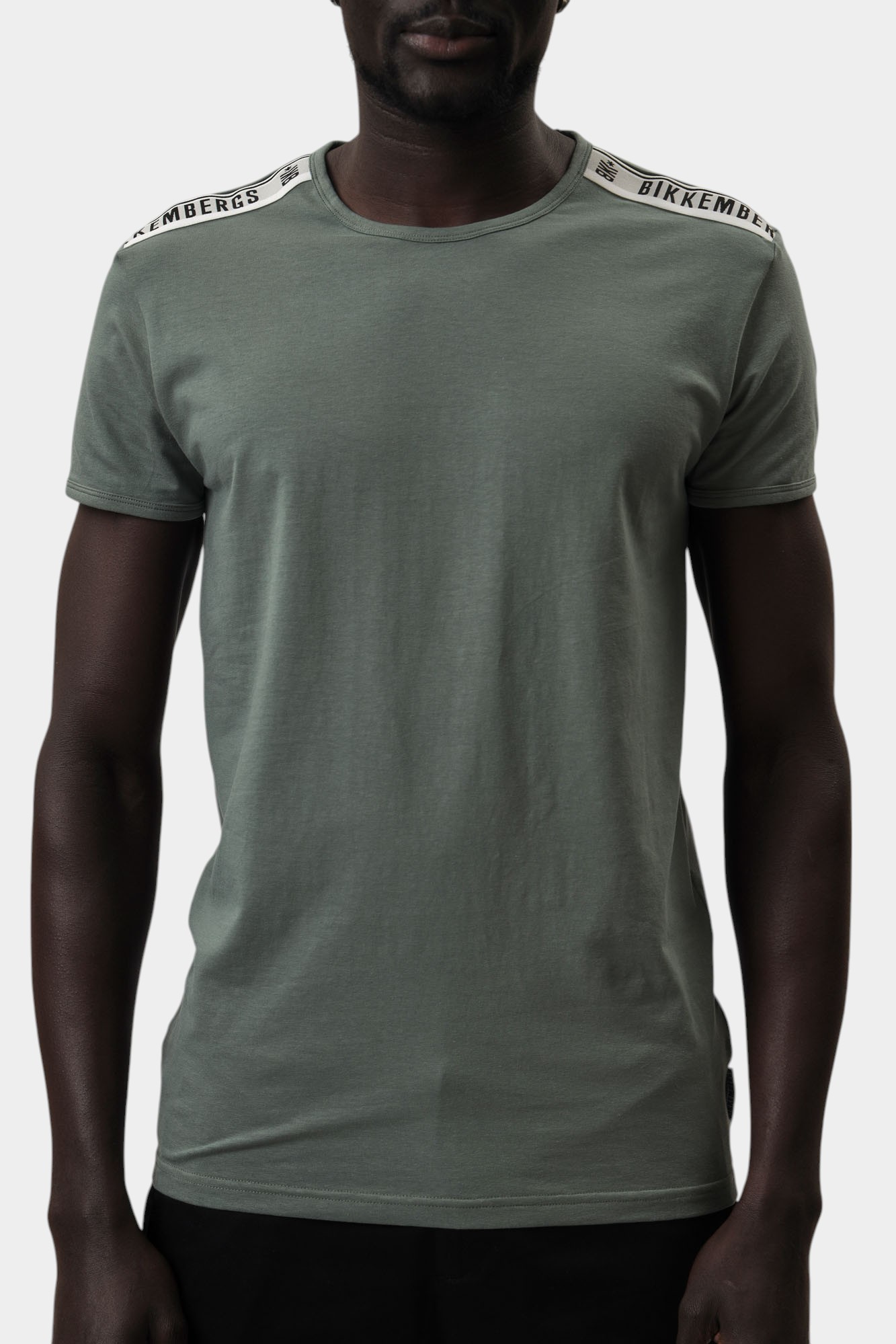 BKK42UTS19SI Футболка Bikkembergs Зеленый