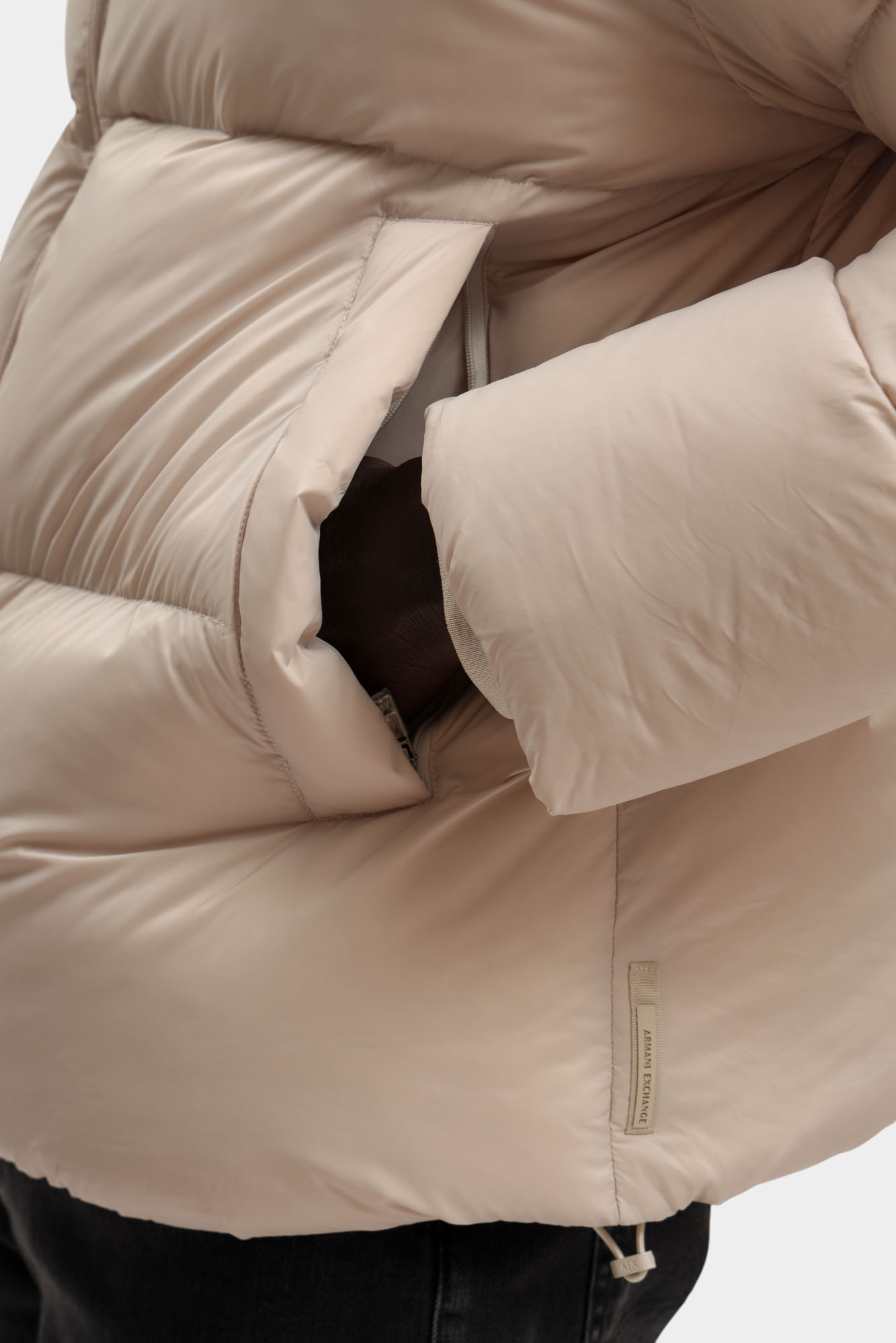 XM001115_AF16589 Куртка пуховая Armani Exchange Бежевый