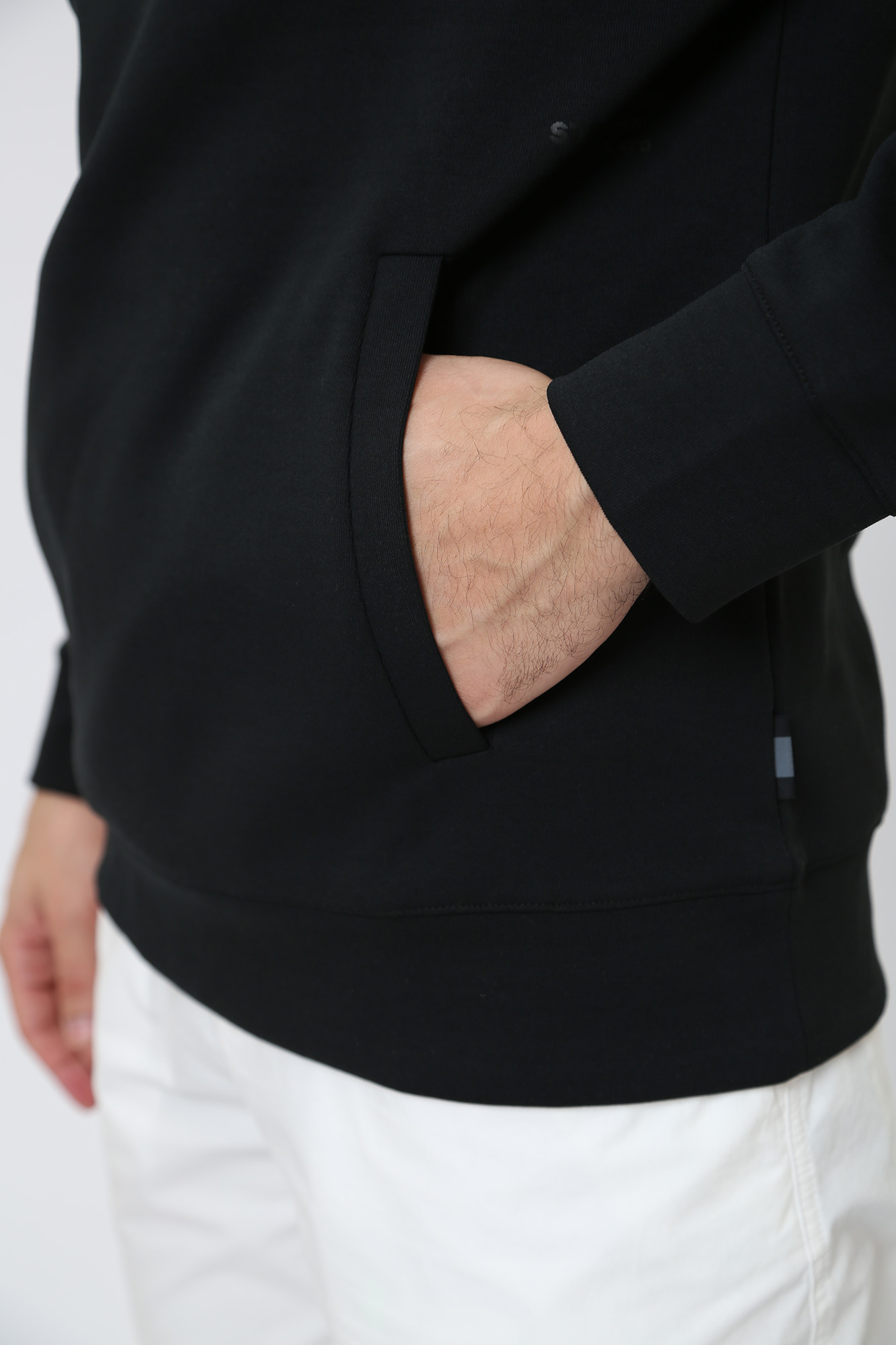 30034956_10015784 Толстовка с капюшоном Strellson Черный