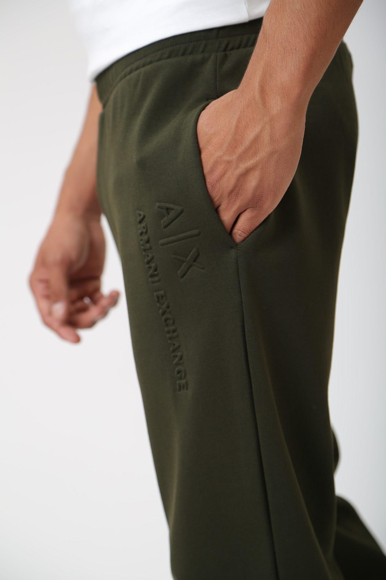 6RZPAA_ZJMAZ Брюки спортивные Armani Exchange Зеленый