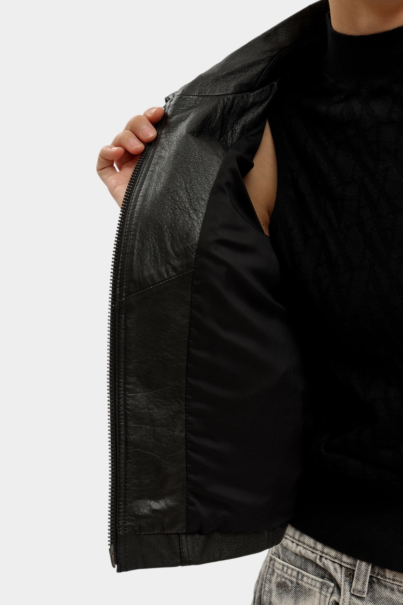 XW000654_AF16212 куртка кожаная armani exchange 