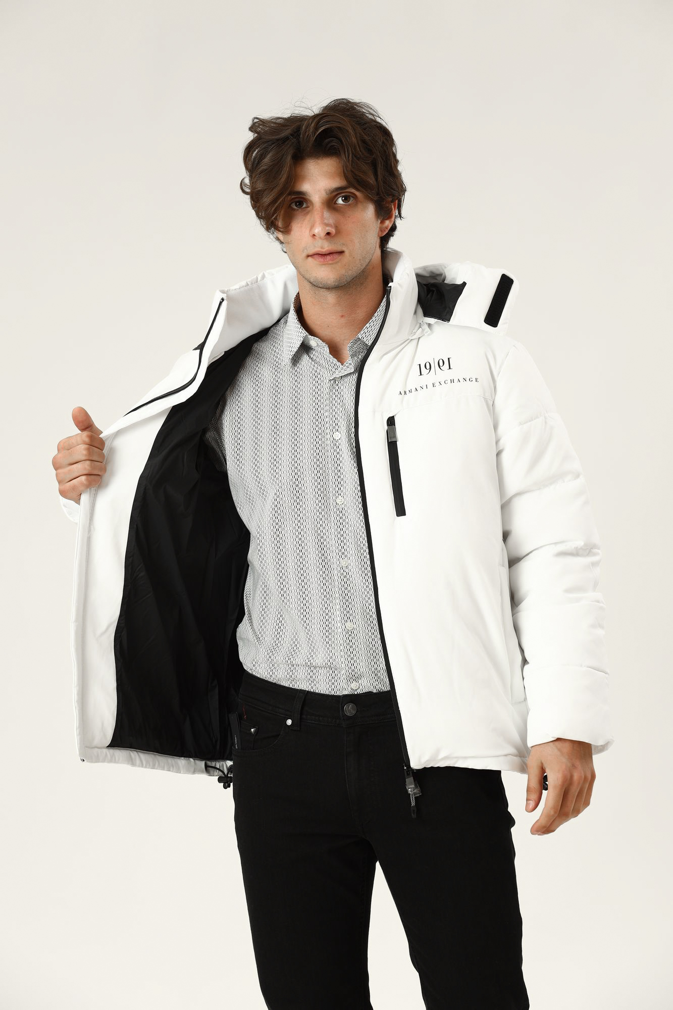 6KZB12_ZNICZ Куртка пуховая Armani Exchange Белый