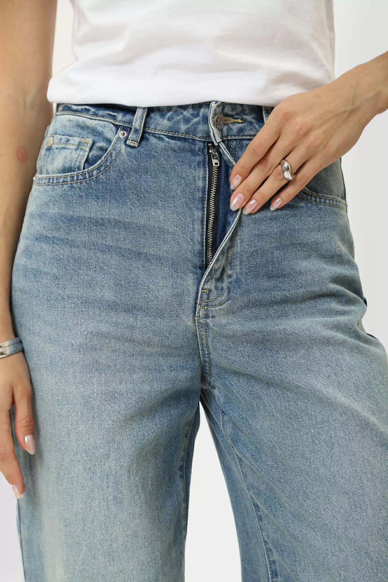 8NYJ38_Y4AAZ_150A брюки джинсовые armani exchange 