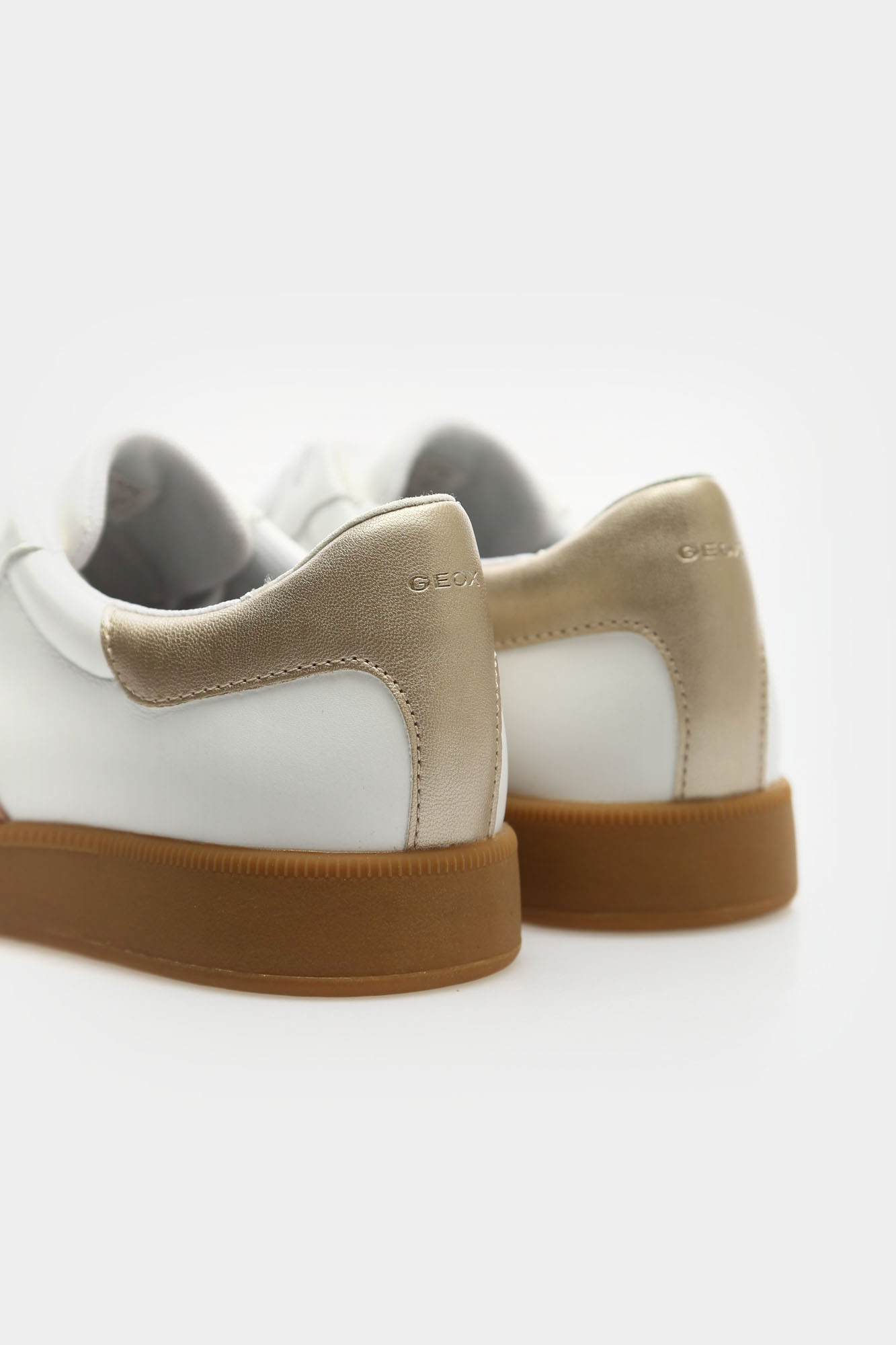 D36UGB08522C Кеды Geox Белый