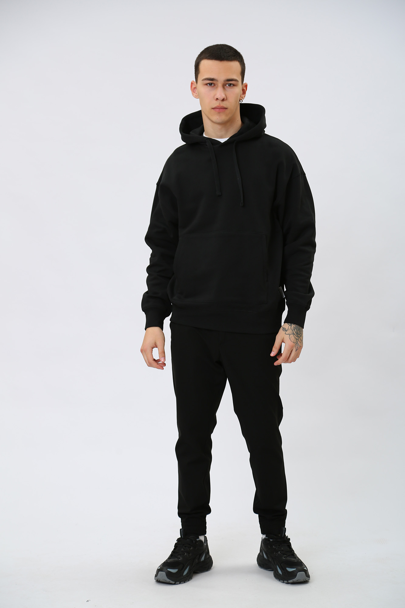 30036321_10014673 Худи Strellson Черный