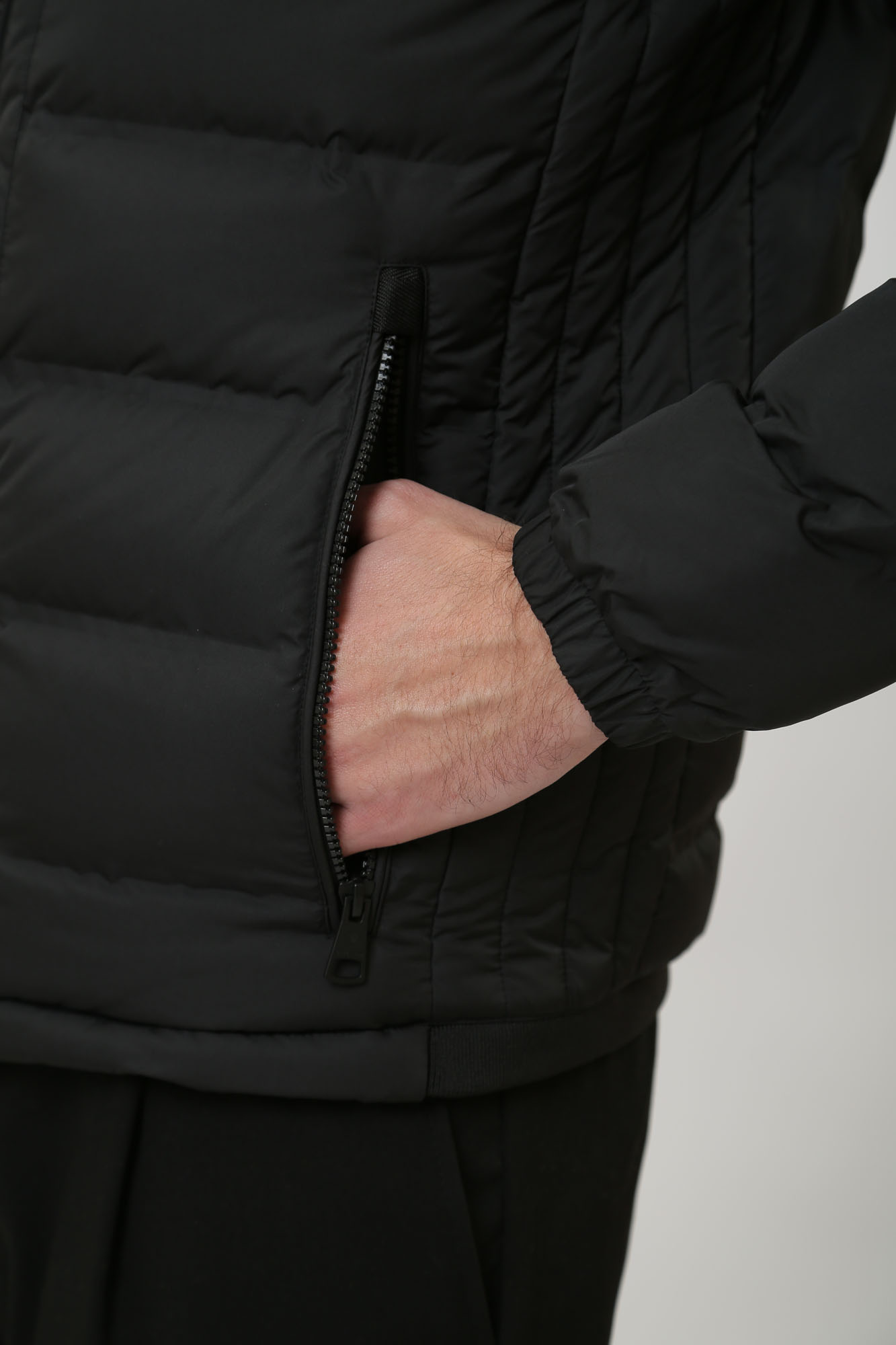 30040812_10013518 Куртка Strellson Черный