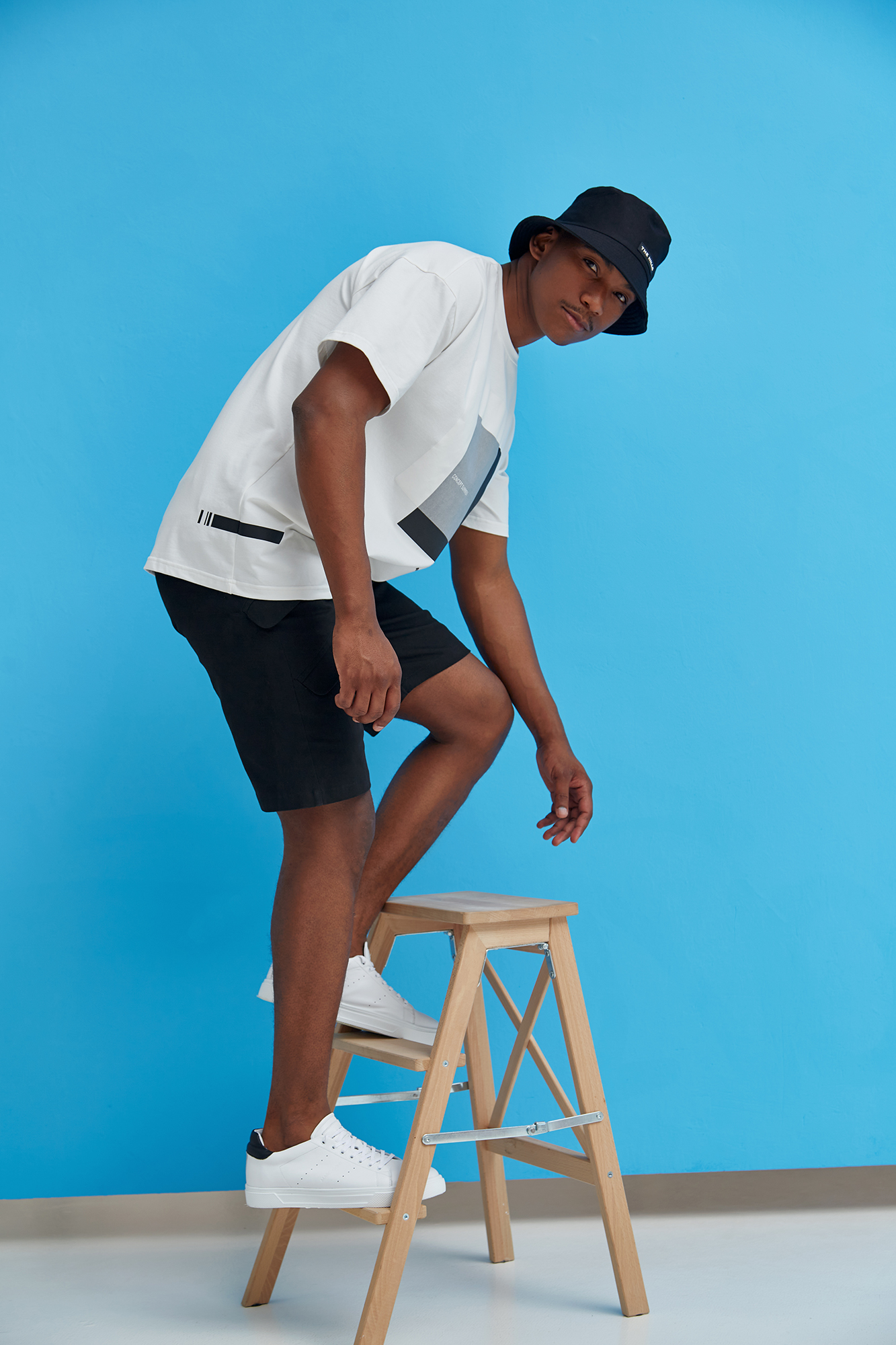 M-221-TH-56-3361 Шорты The Hills Черный