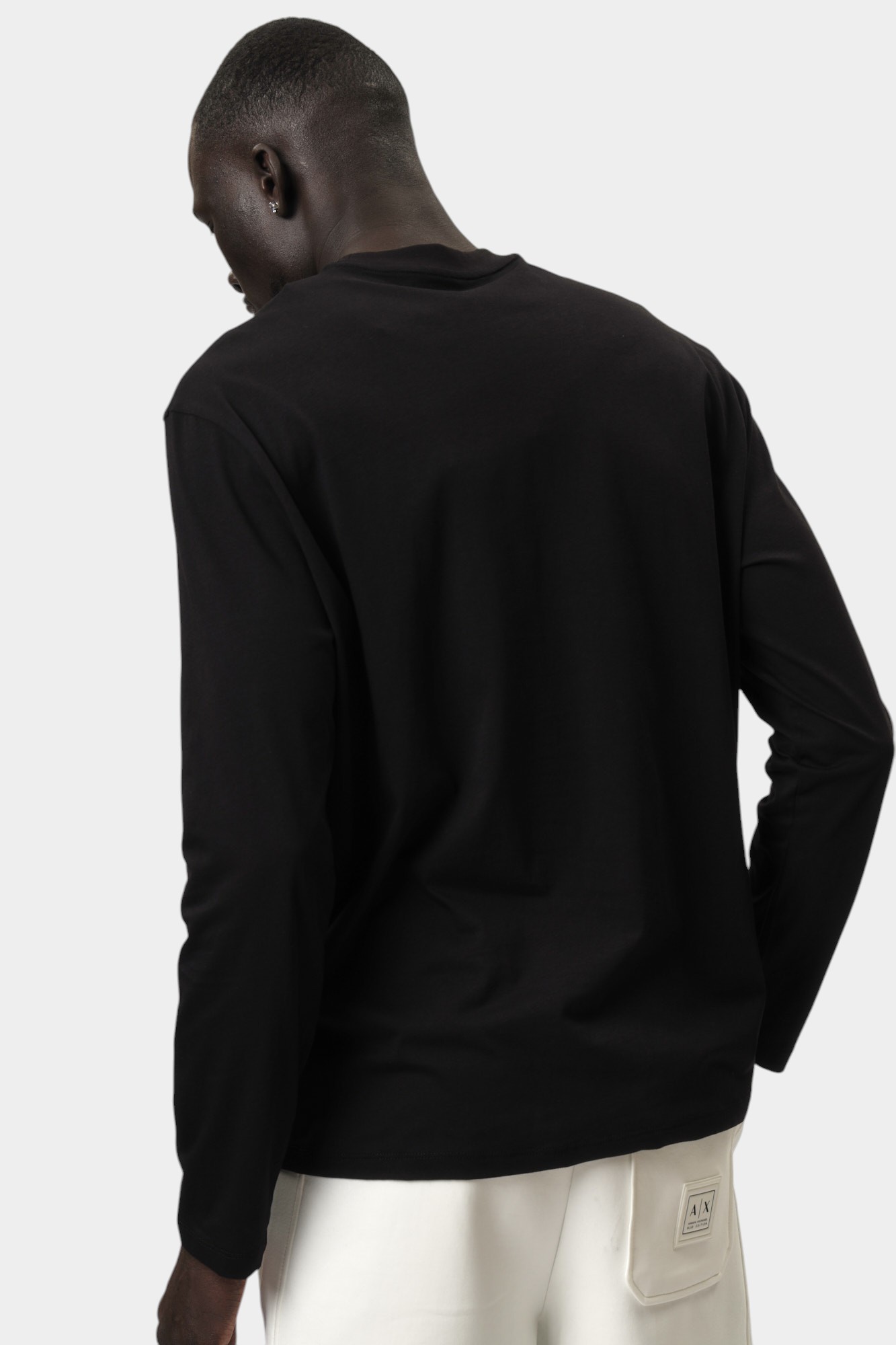 XM000214_AF10356 Лонгслив Armani Exchange Черный