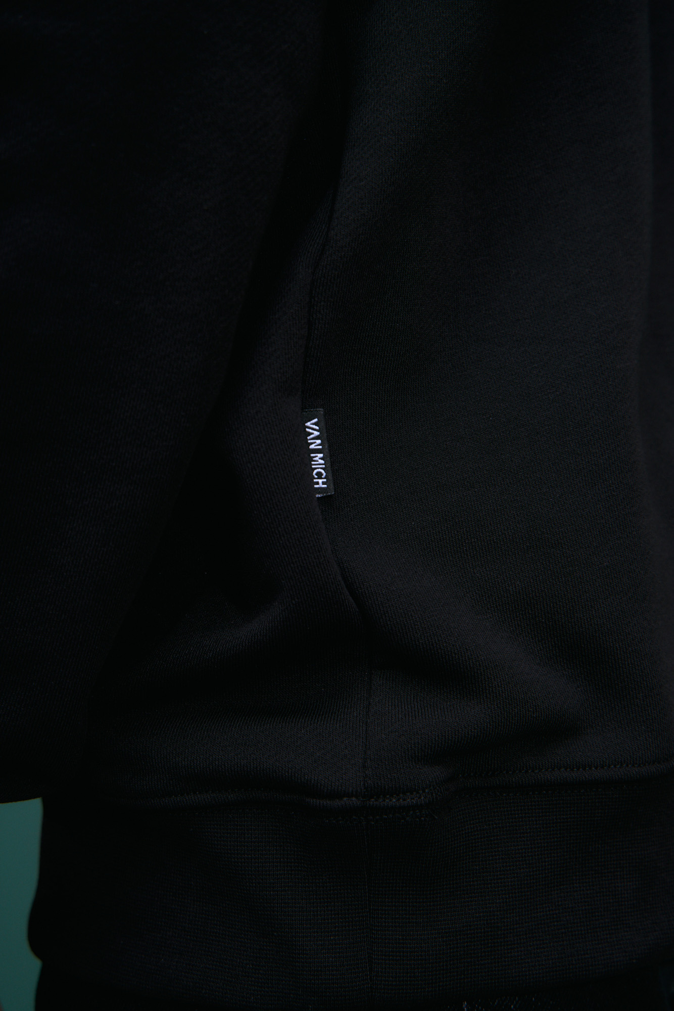 VM-232-20-335 Худи Van Mich Черный