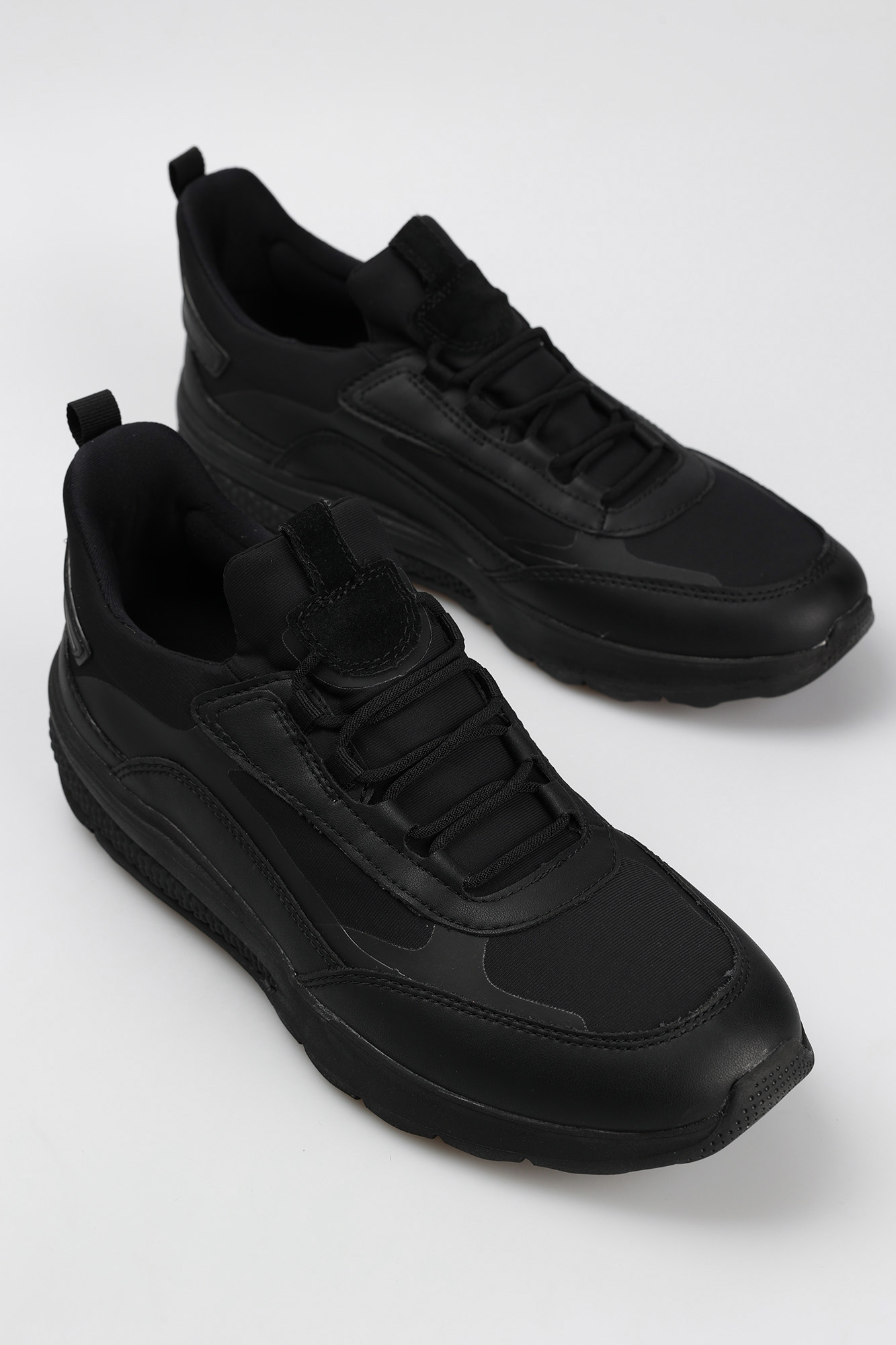 U36BAA01585C9 Кроссовки Geox Черный