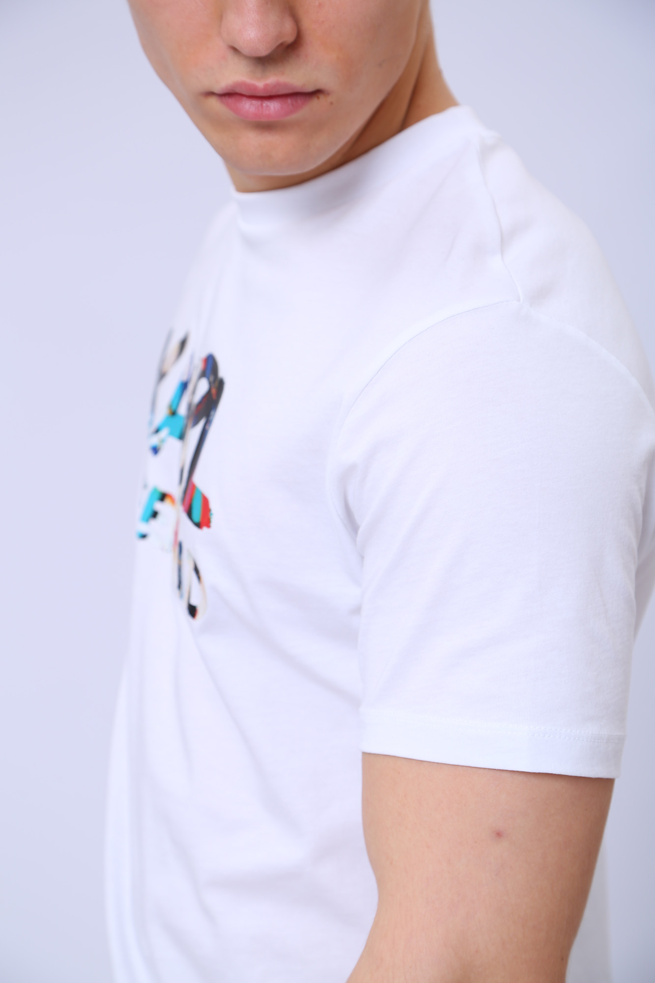 531224_755400 Футболка Karl Lagerfeld Белый