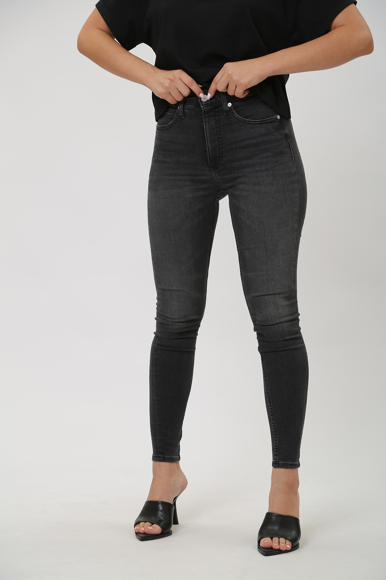 J20J221789 брюки джинсовые calvin klein jeans  calvin klein jeans 