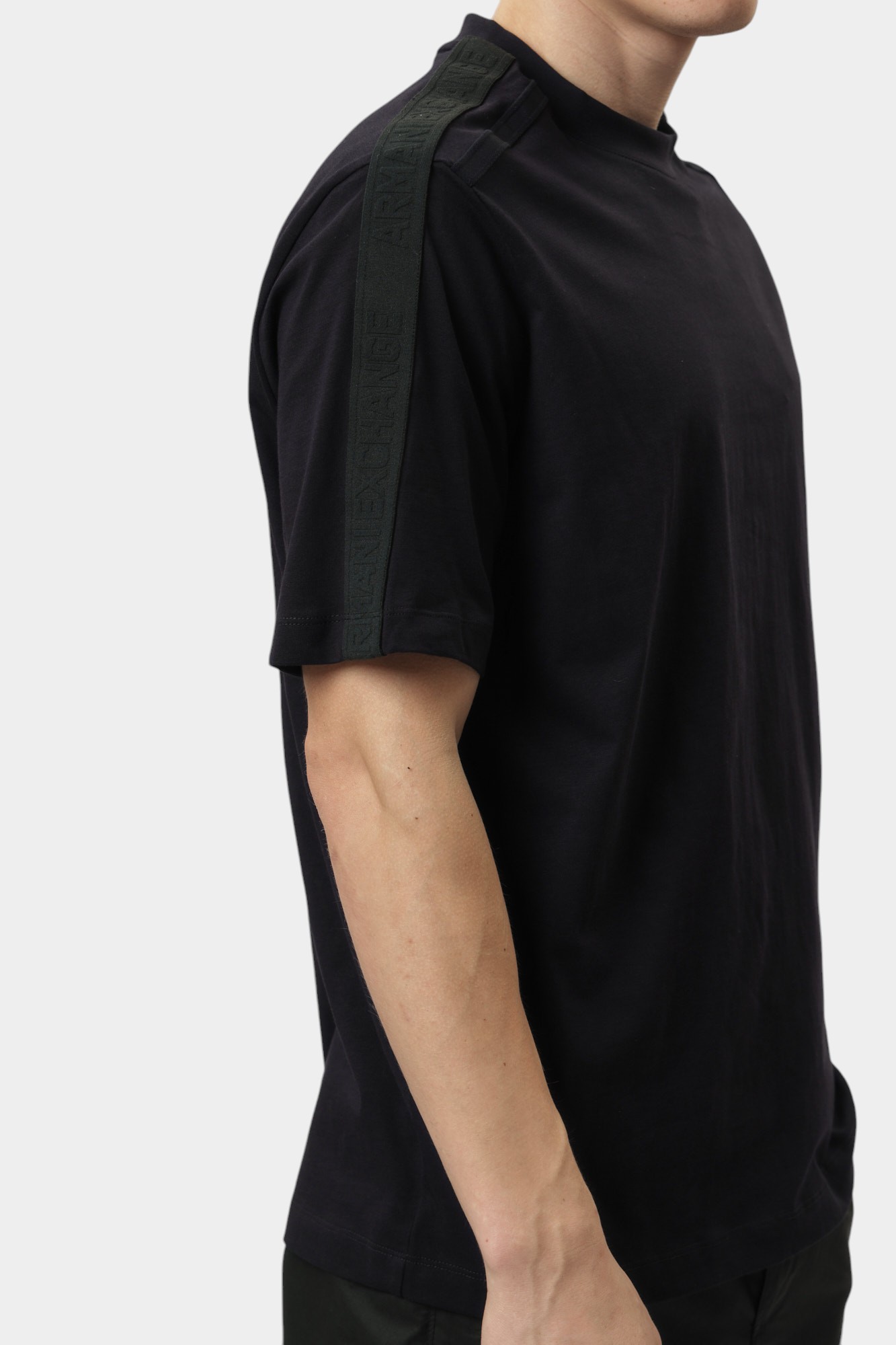 XM000322_AF10361 Футболка Armani Exchange Голубой