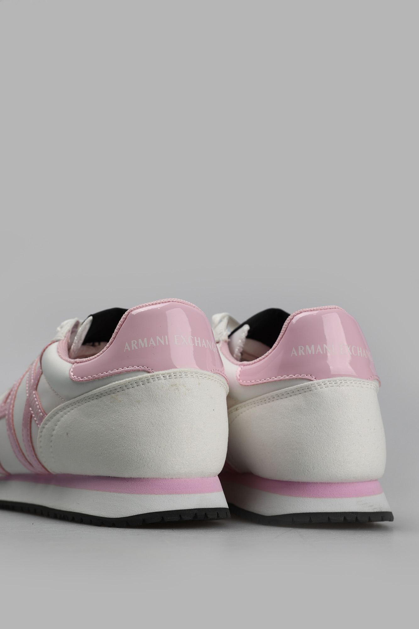 XDX031_XCC62 Кроссовки Armani Exchange Белый
