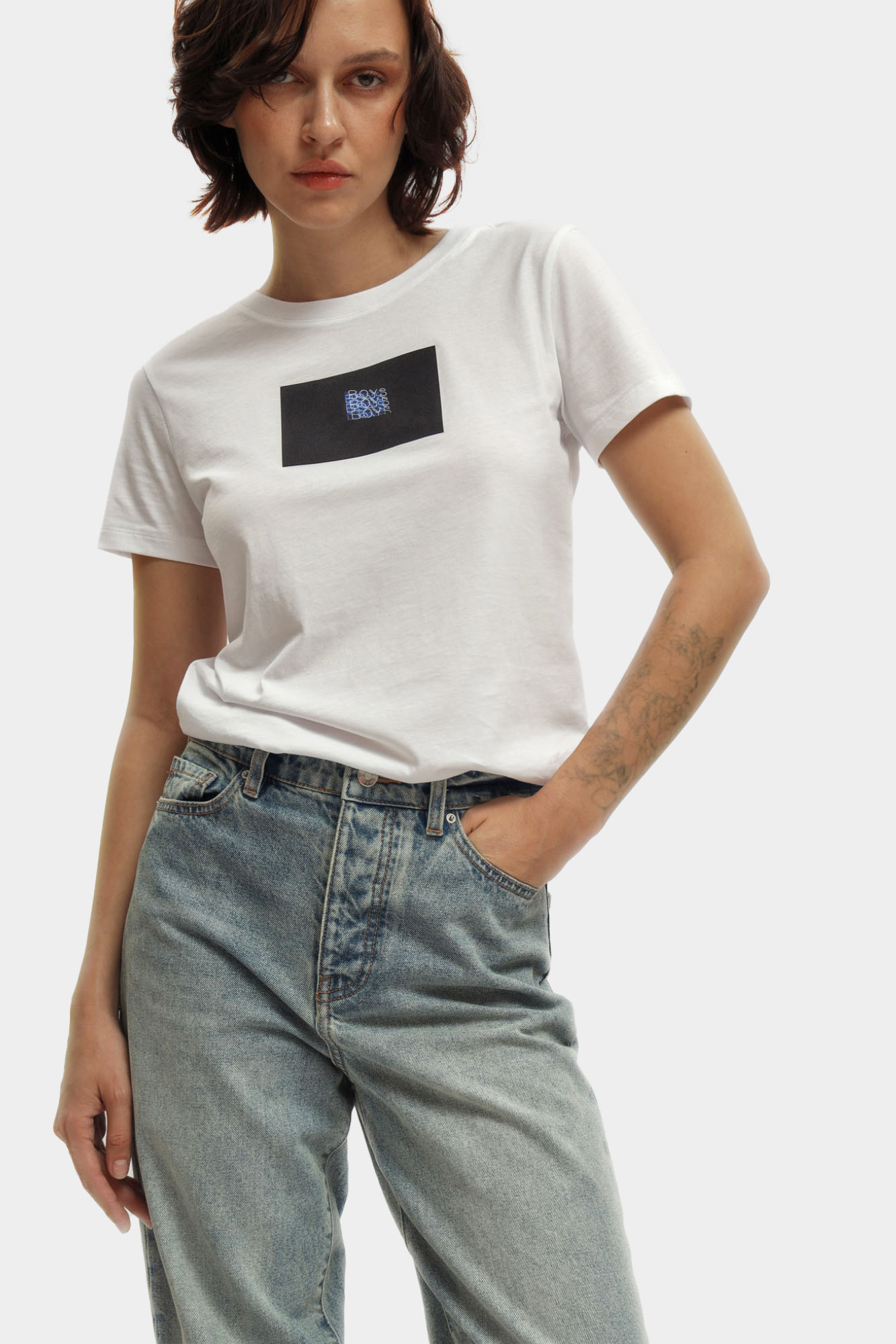 XW000547_AF10359 футболка armani exchange 