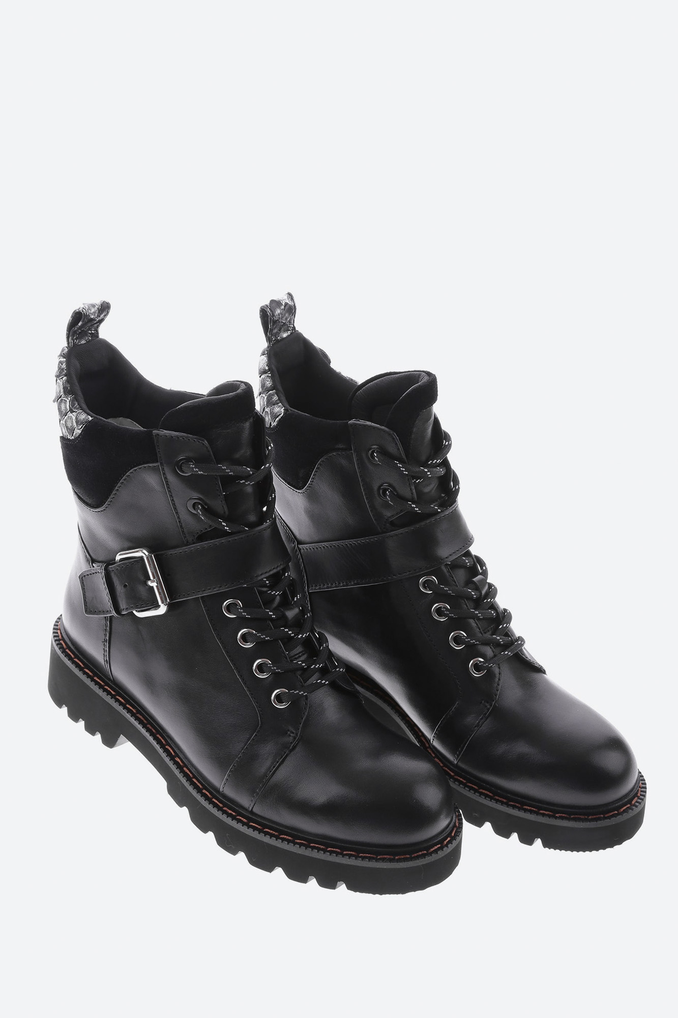 20888B65-01-2MGR Ботинки Graciana Черный