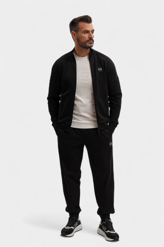 Костюм спортивный EA7