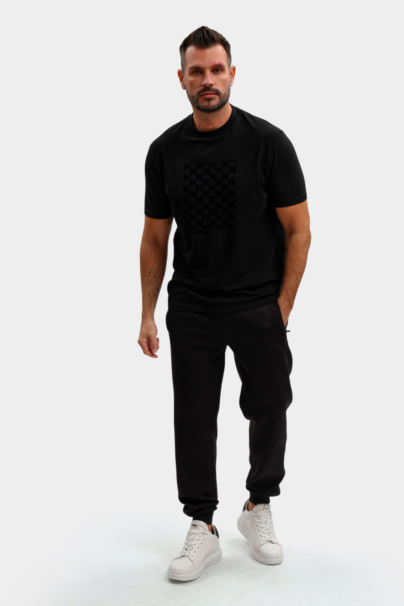 561221_755040 Футболка Karl Lagerfeld Черный