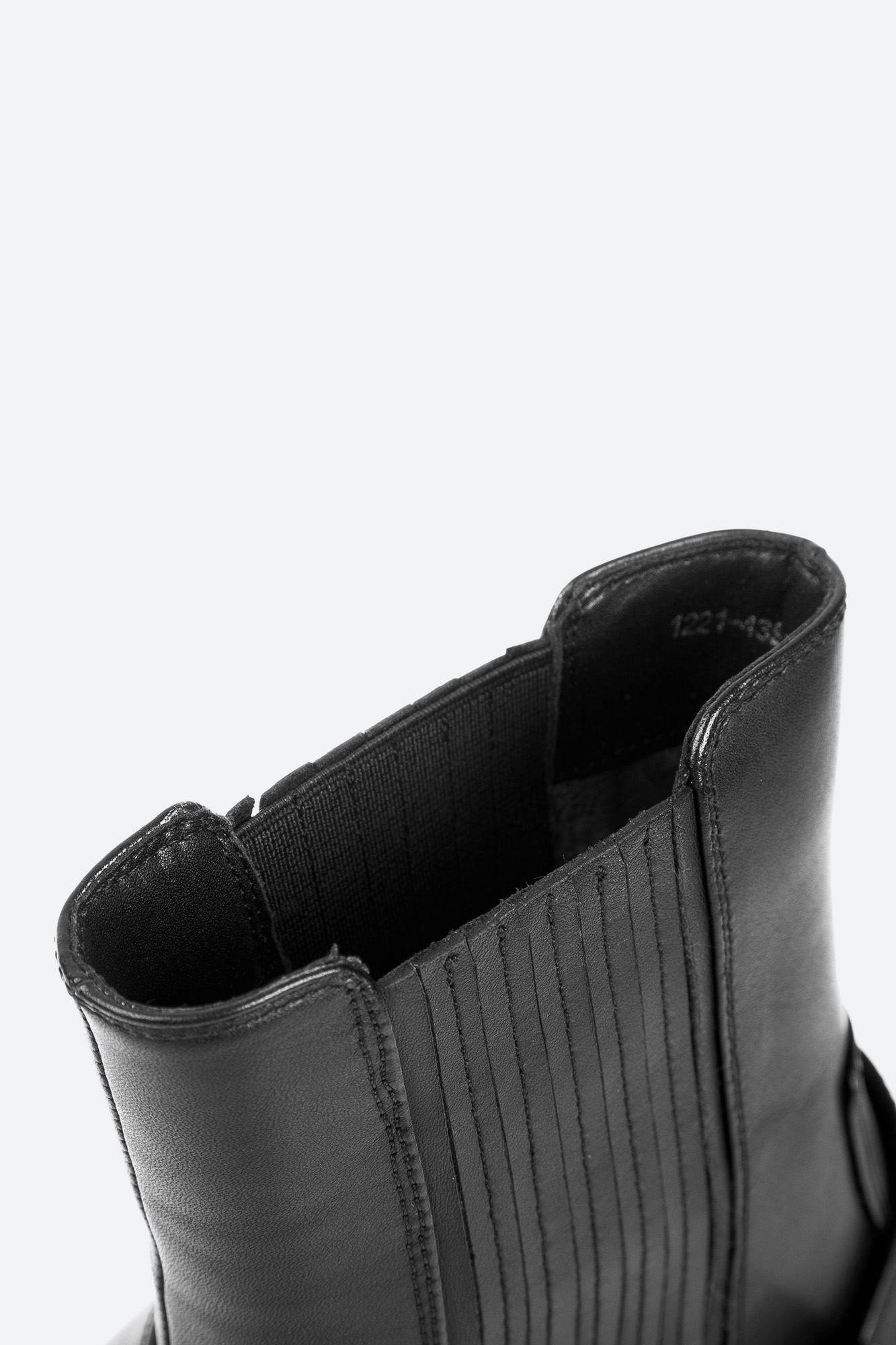 1221-439 Ботинки Marc Cony Черный