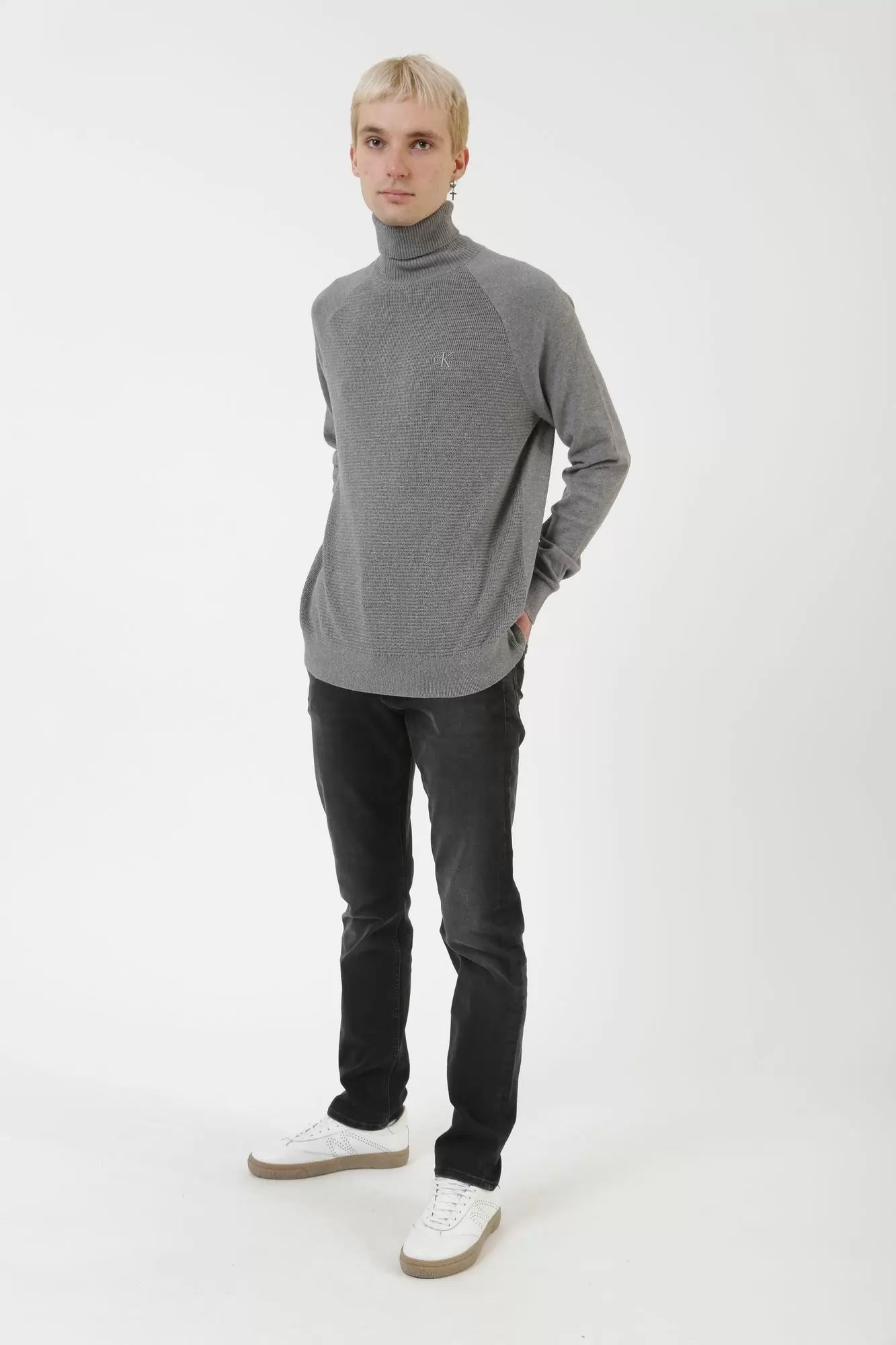 J30J316590_ Водолазка Calvin Klein Jeans Серый