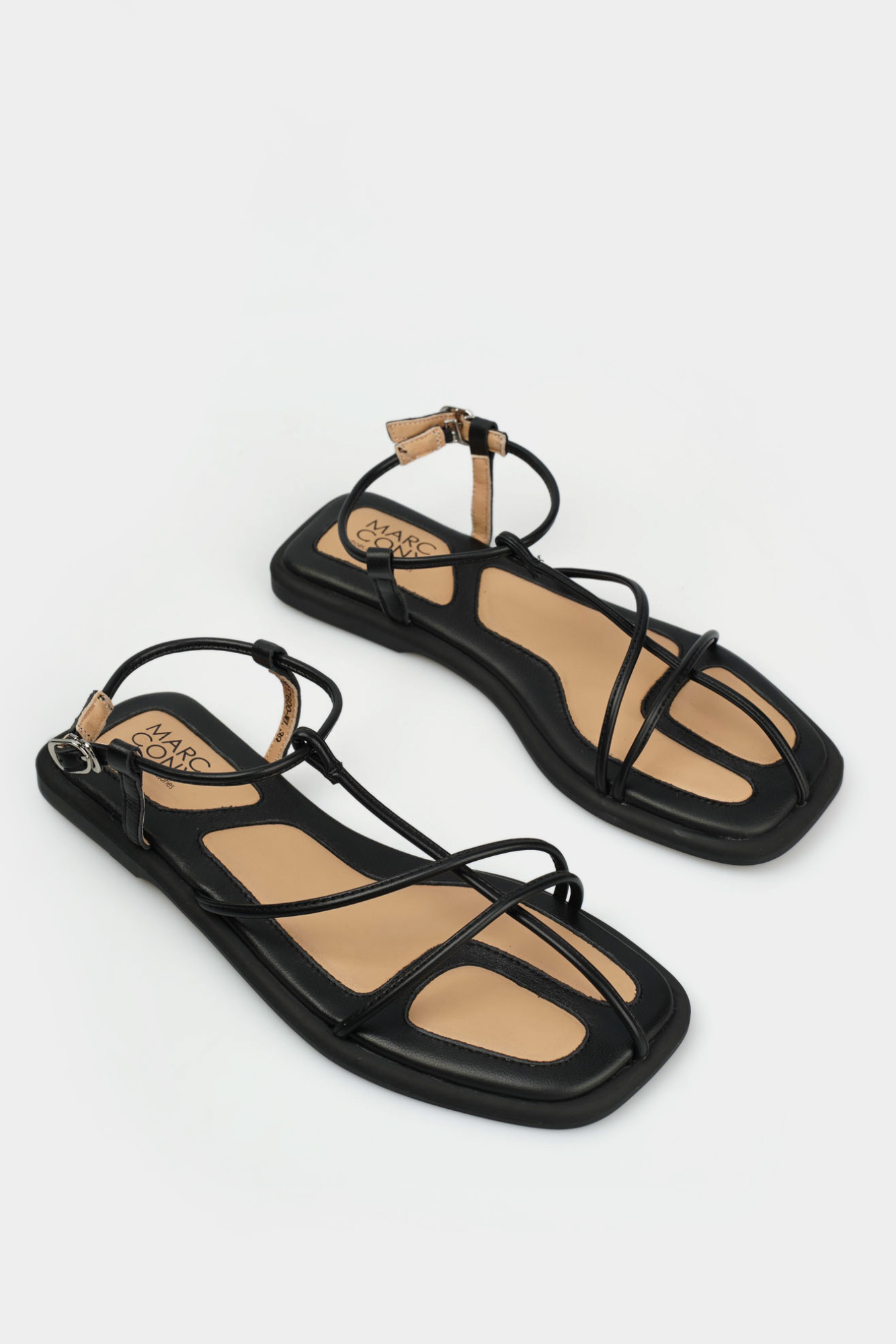 MC17600-WL Сандалии Marc Cony Черный