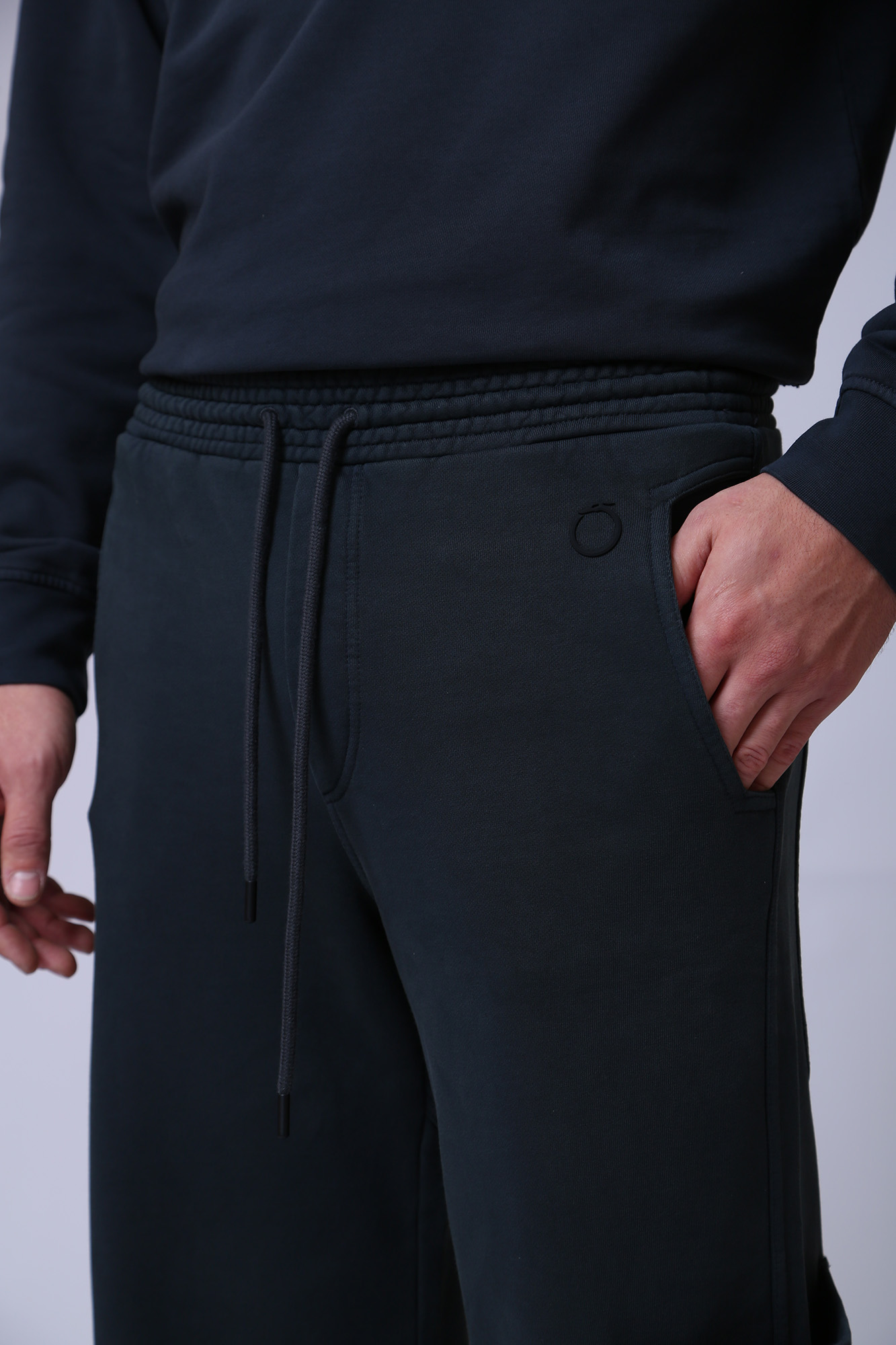 52P00304-1T006157 Брюки спортивные Trussardi Черный