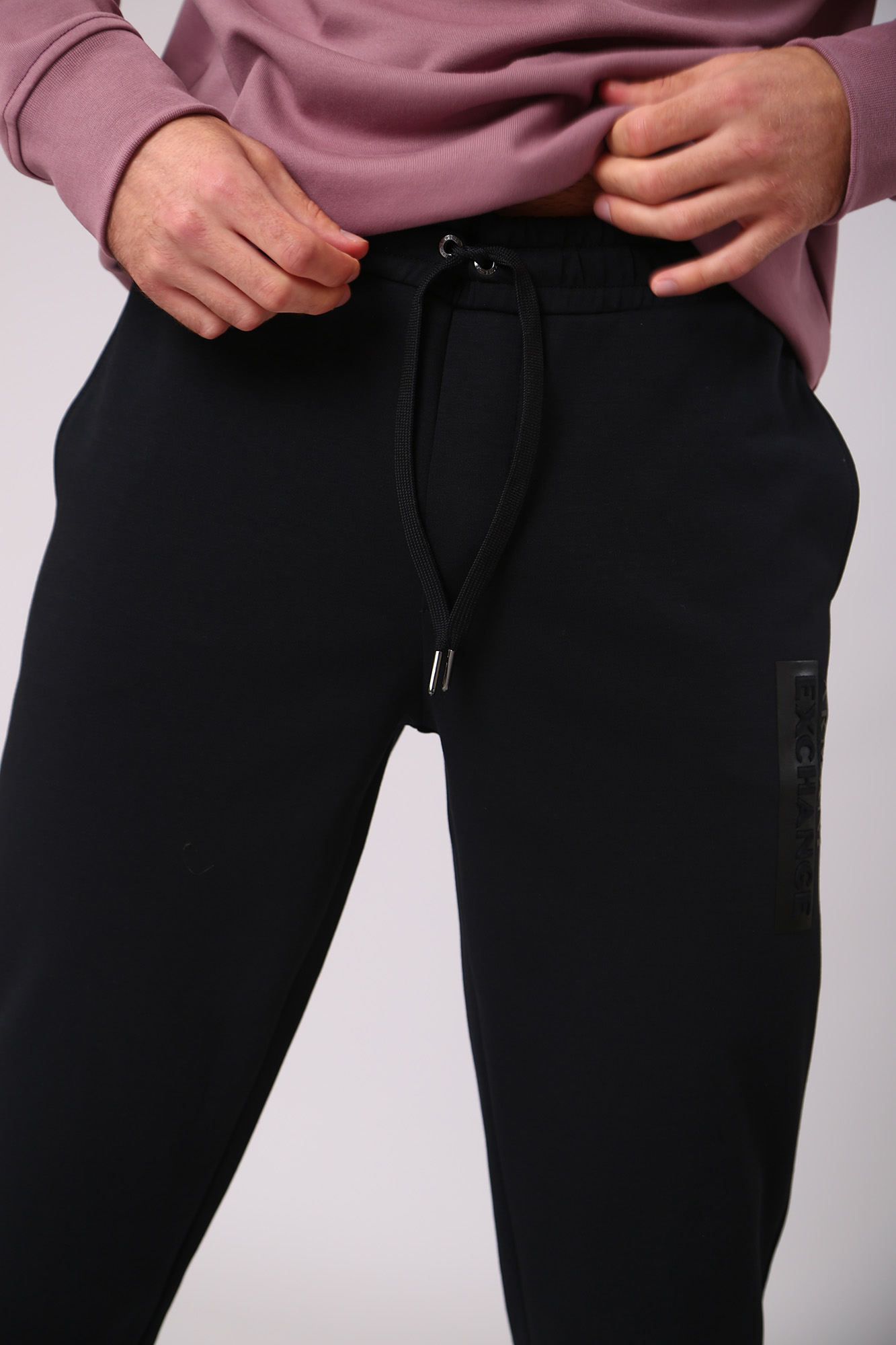 6LZPBE_ZJCAZ Брюки спортивные Armani Exchange Черный