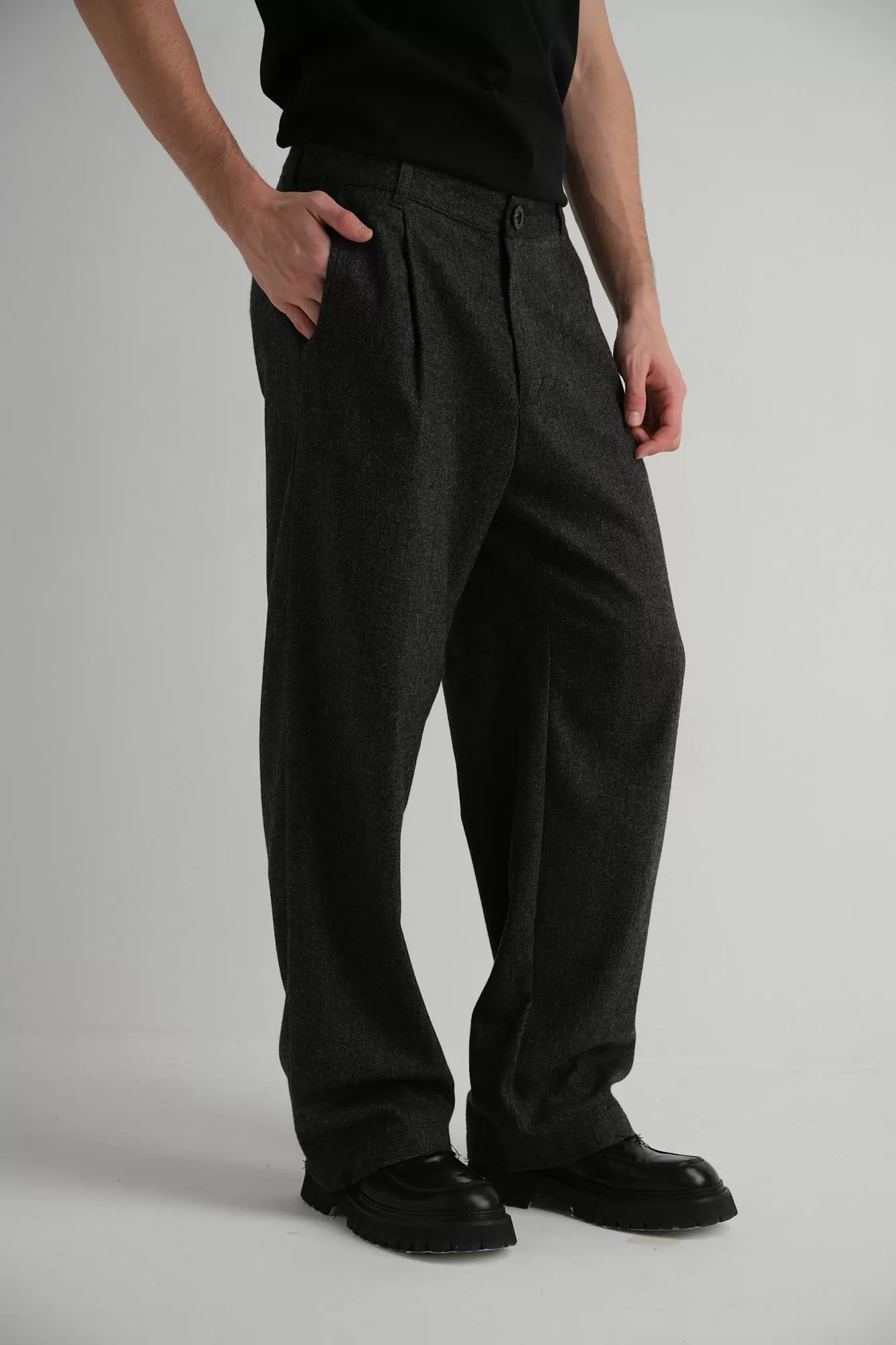 M-242-THT-56-0083 Брюки The Hills Серый