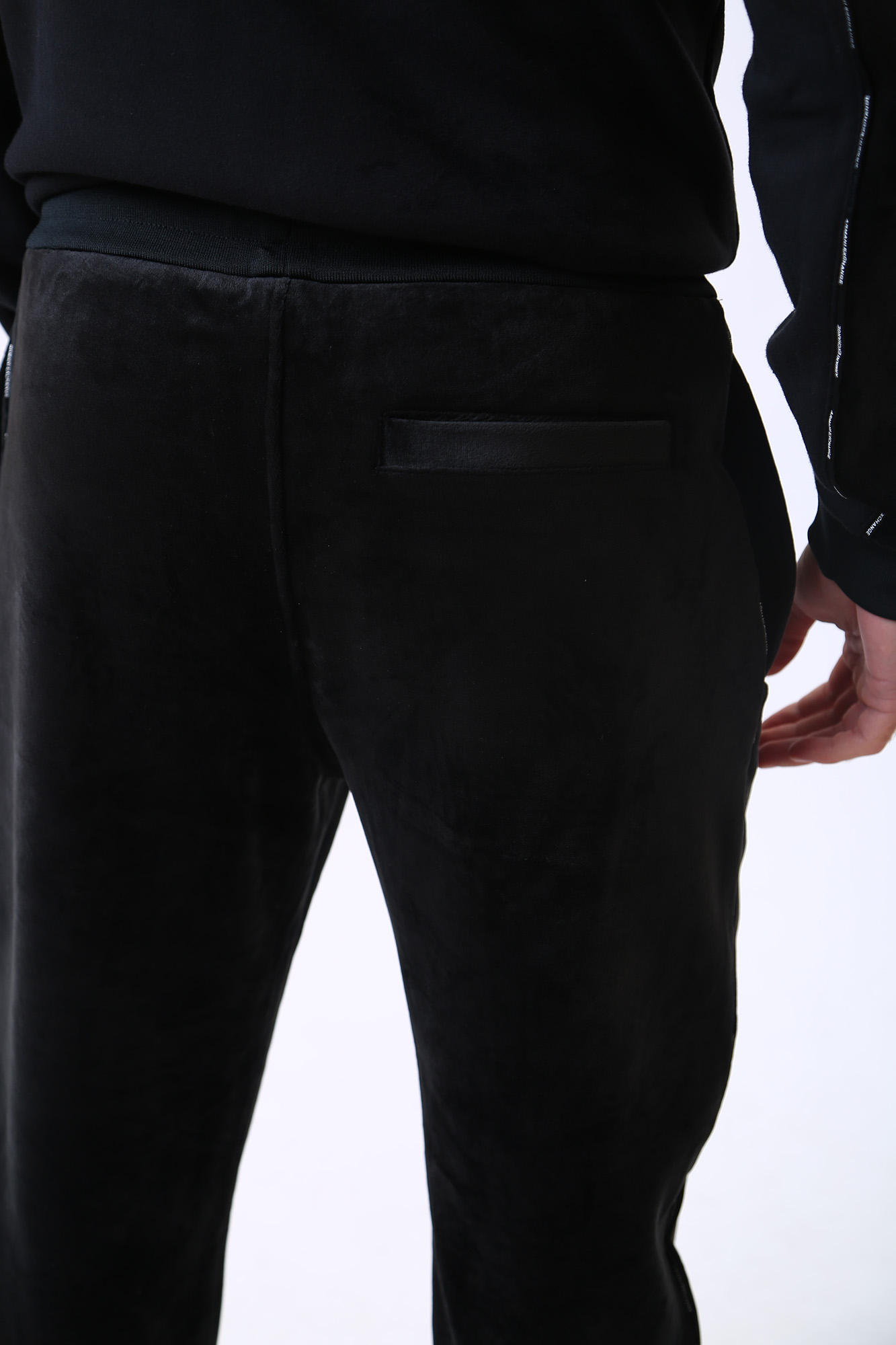 6LZPKA_ZJ6LZ Брюки спортивные Armani Exchange Черный