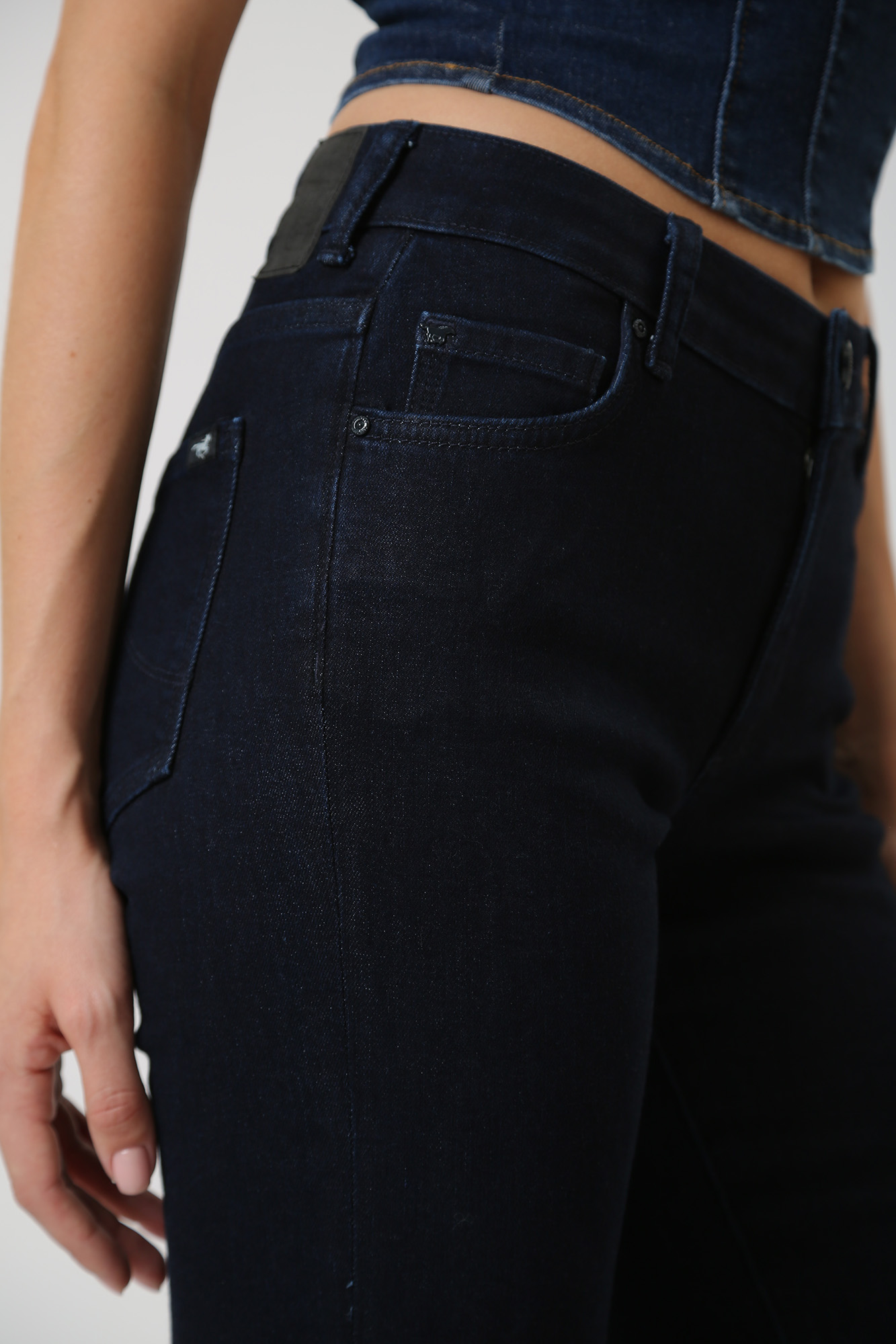 1013586-5000 брюки джинсовые mustang 