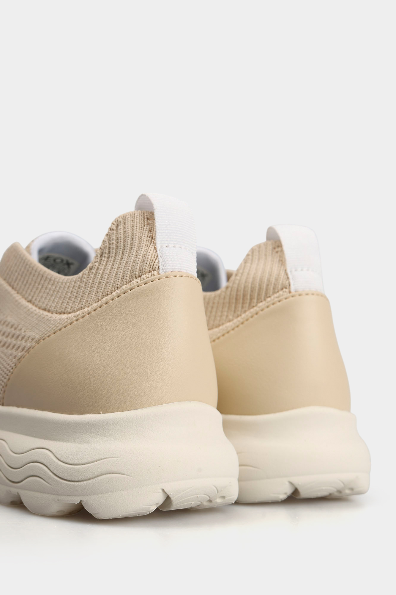 D15NUA0006K Кроссовки Geox Бежевый