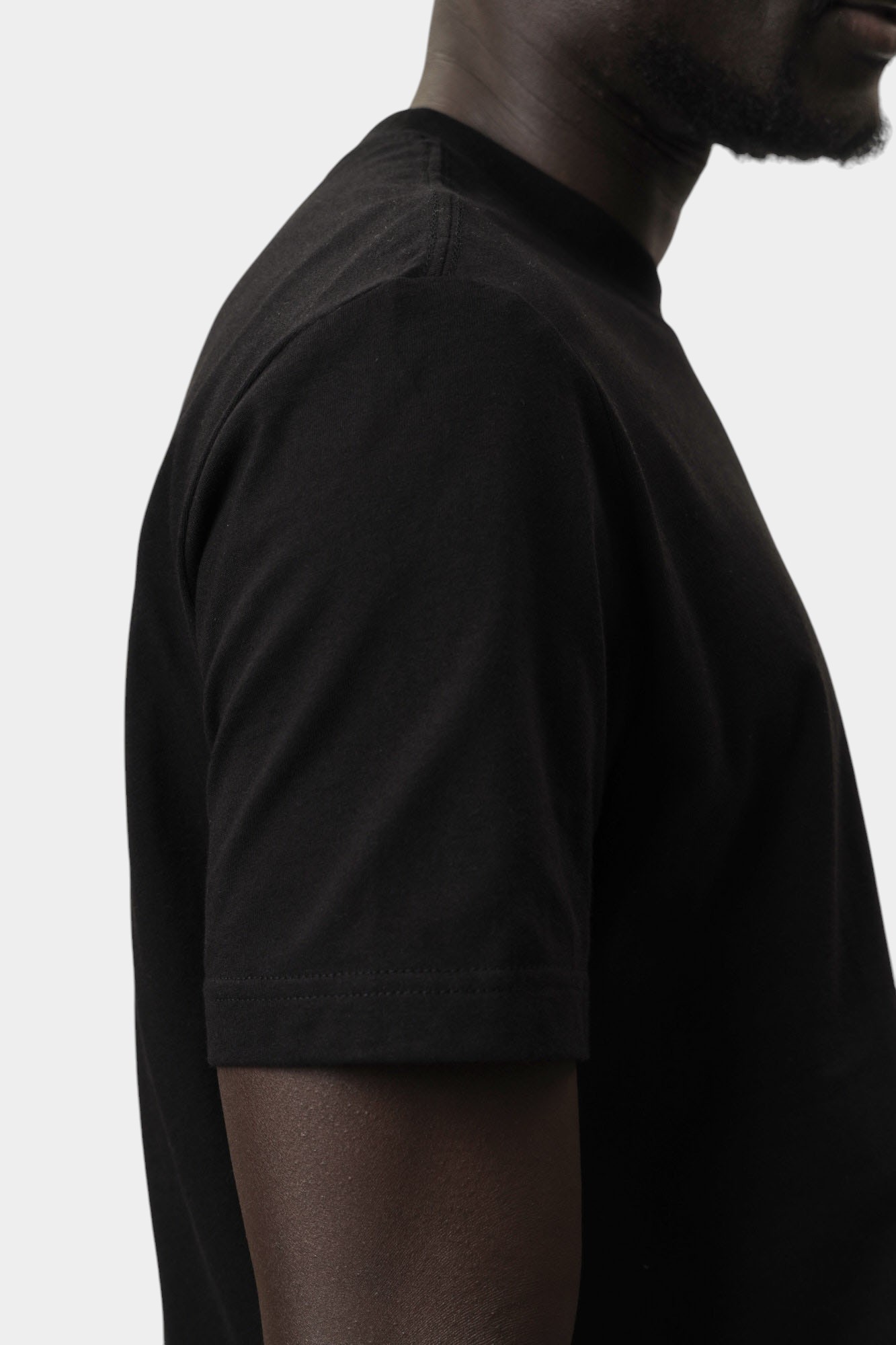 J30J327109 Футболка Calvin Klein Jeans Черный