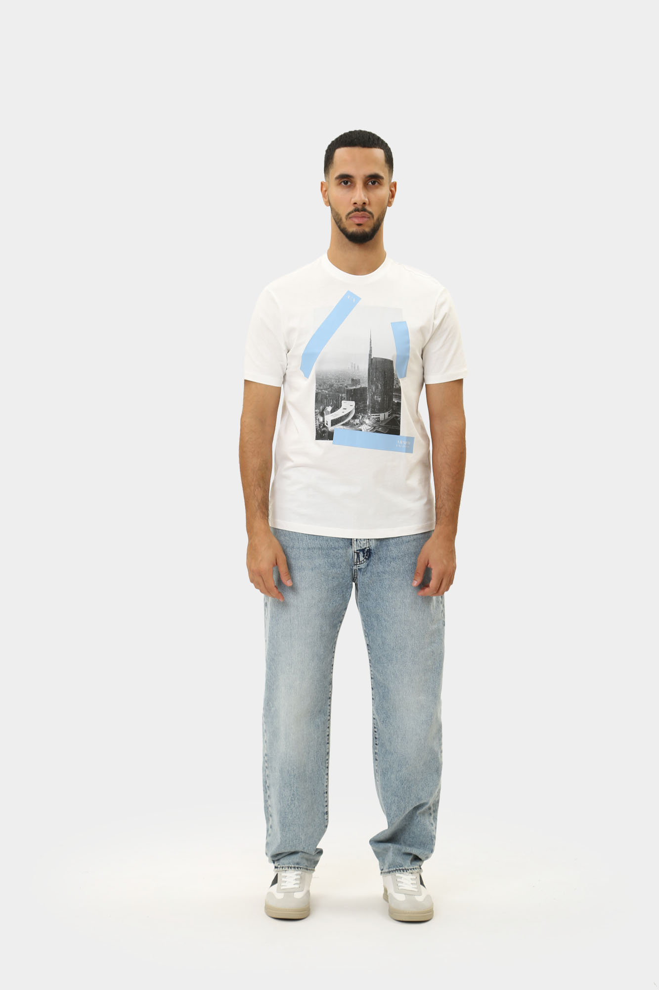 3DZTHR_ZJBYZ Футболка Armani Exchange Белый