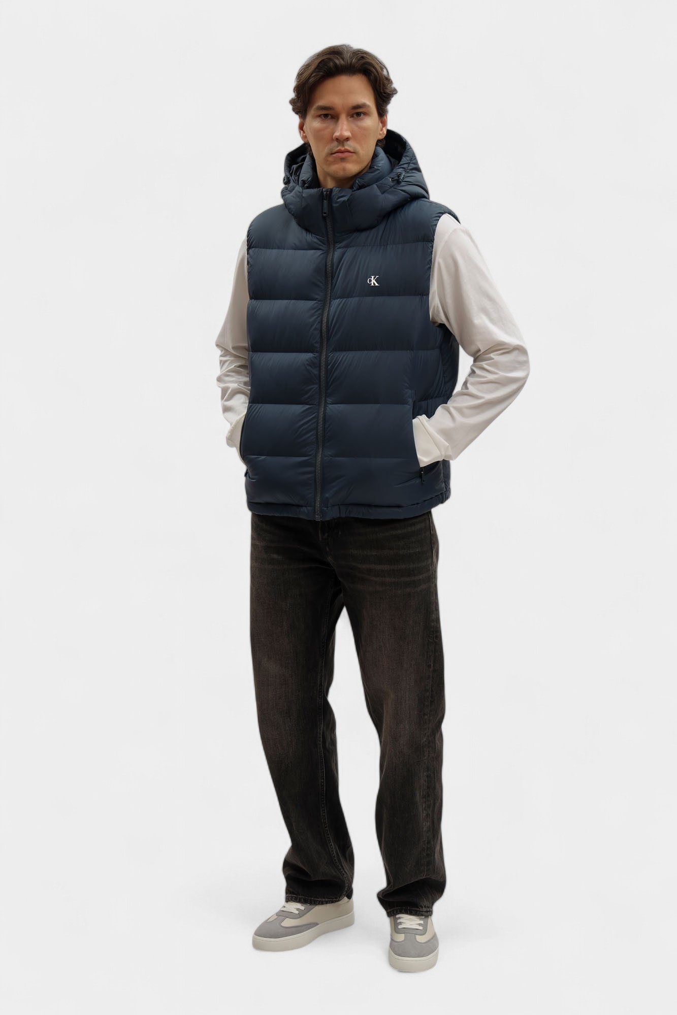 LV04RD531G Жилет Calvin Klein Jeans