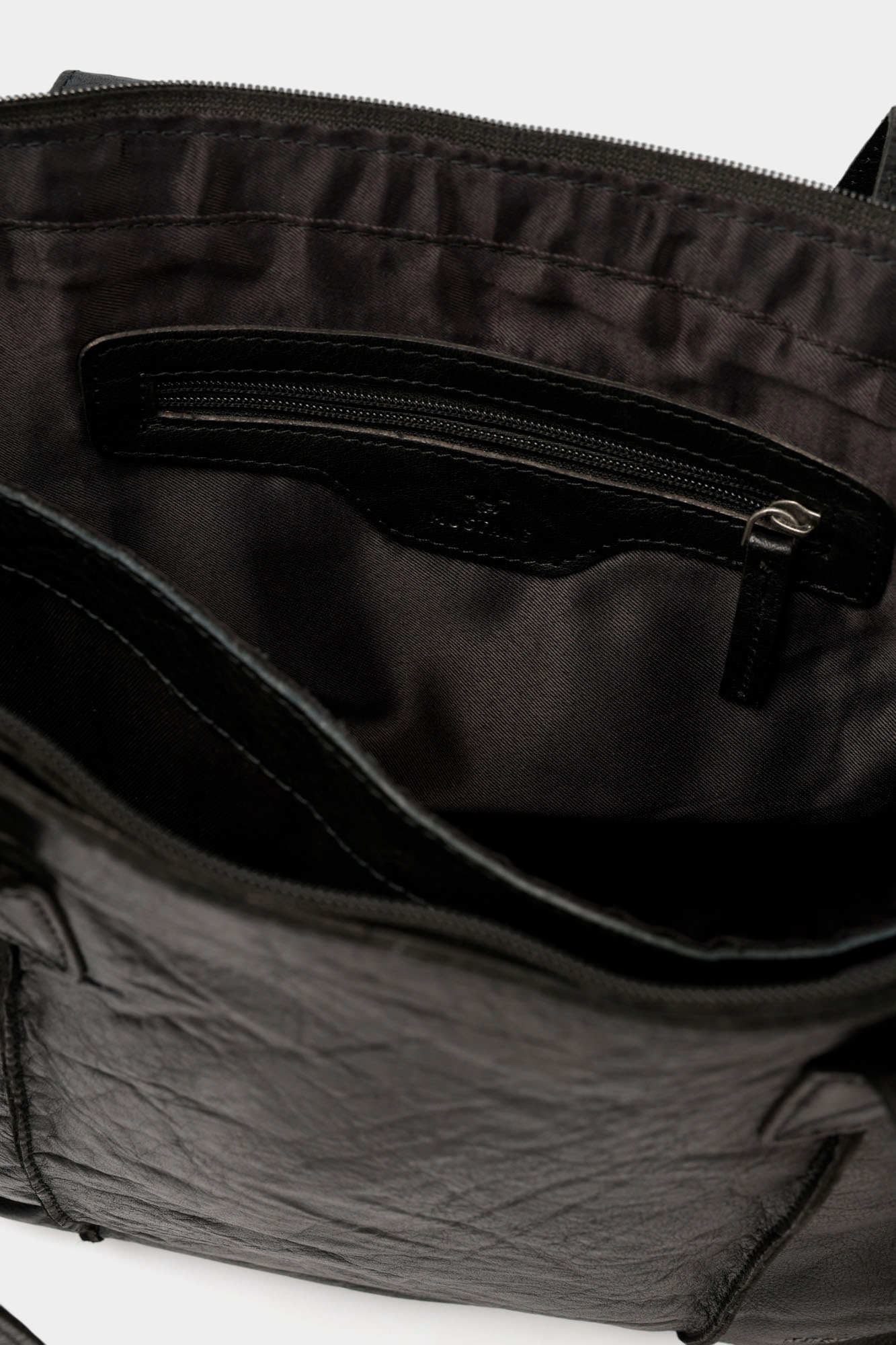 33,1083 Сумка Mustang Черный