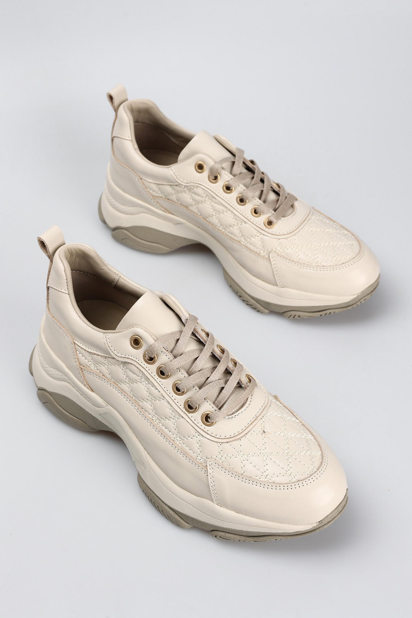 12-3374 Кроссовки Marc Cony Молочный