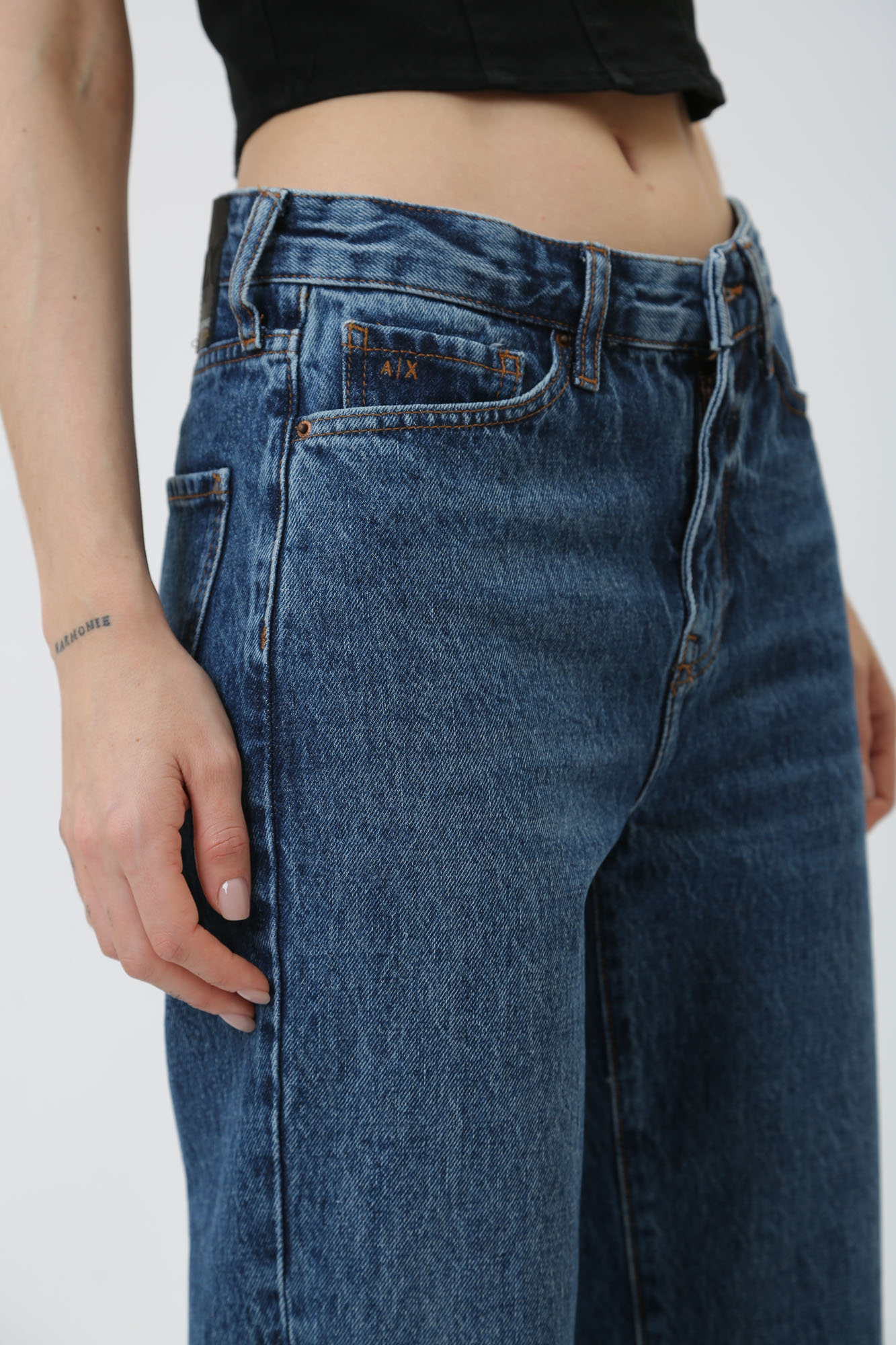 3DYJ16_Y16EZ брюки джинсовые armani exchange 