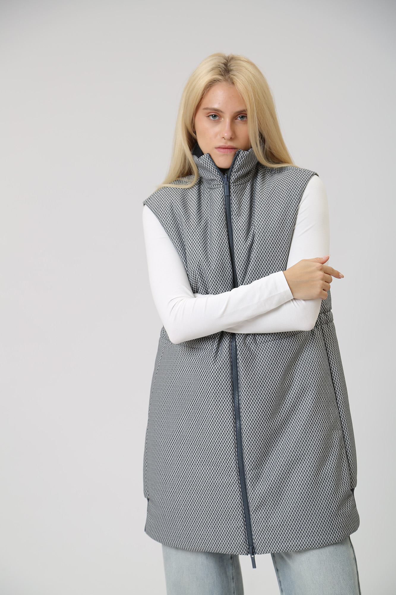 6RYQ34_YN6MZ жилет пуховый armani exchange 