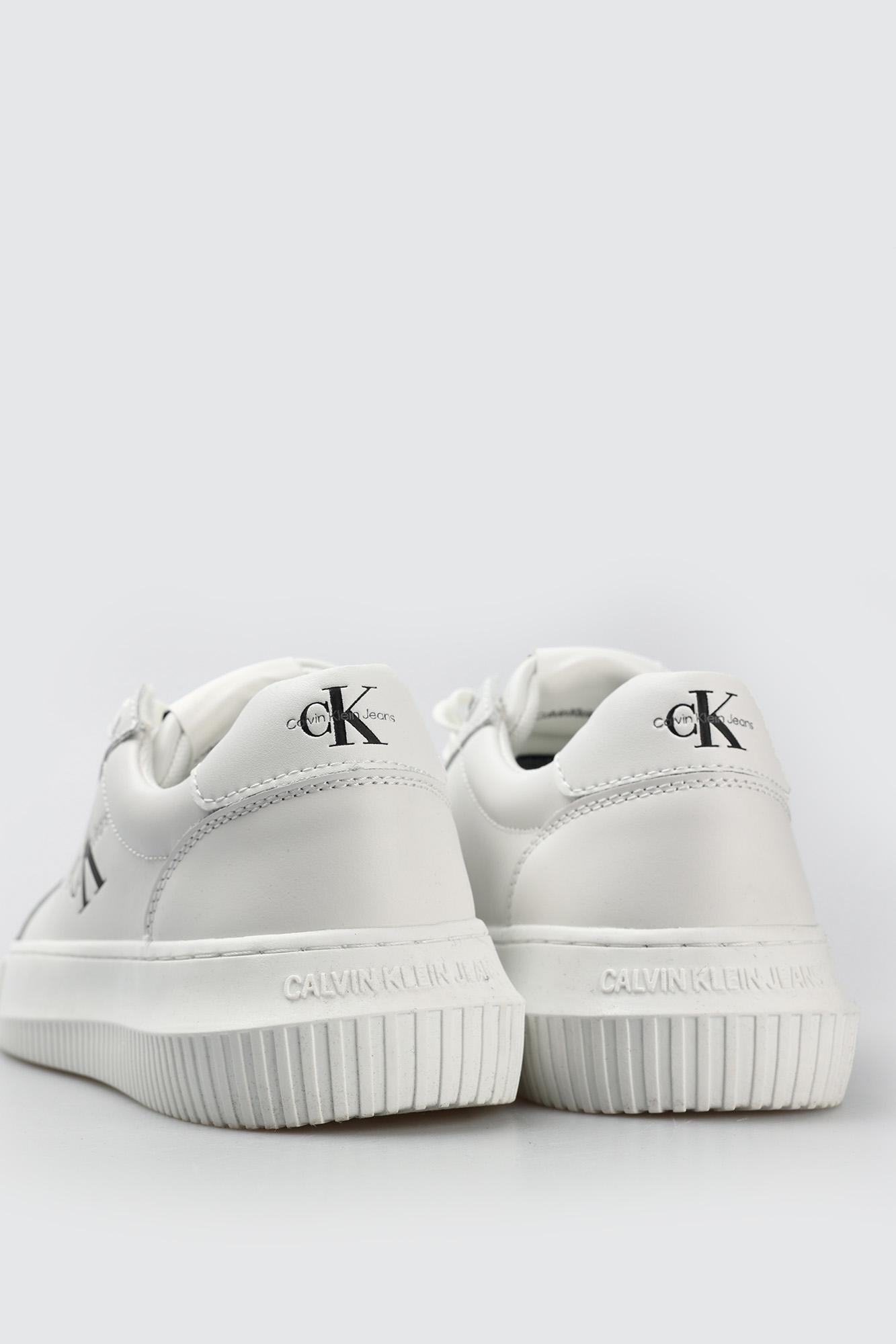 YW0YW00823 Кеды Calvin Klein Jeans Белый