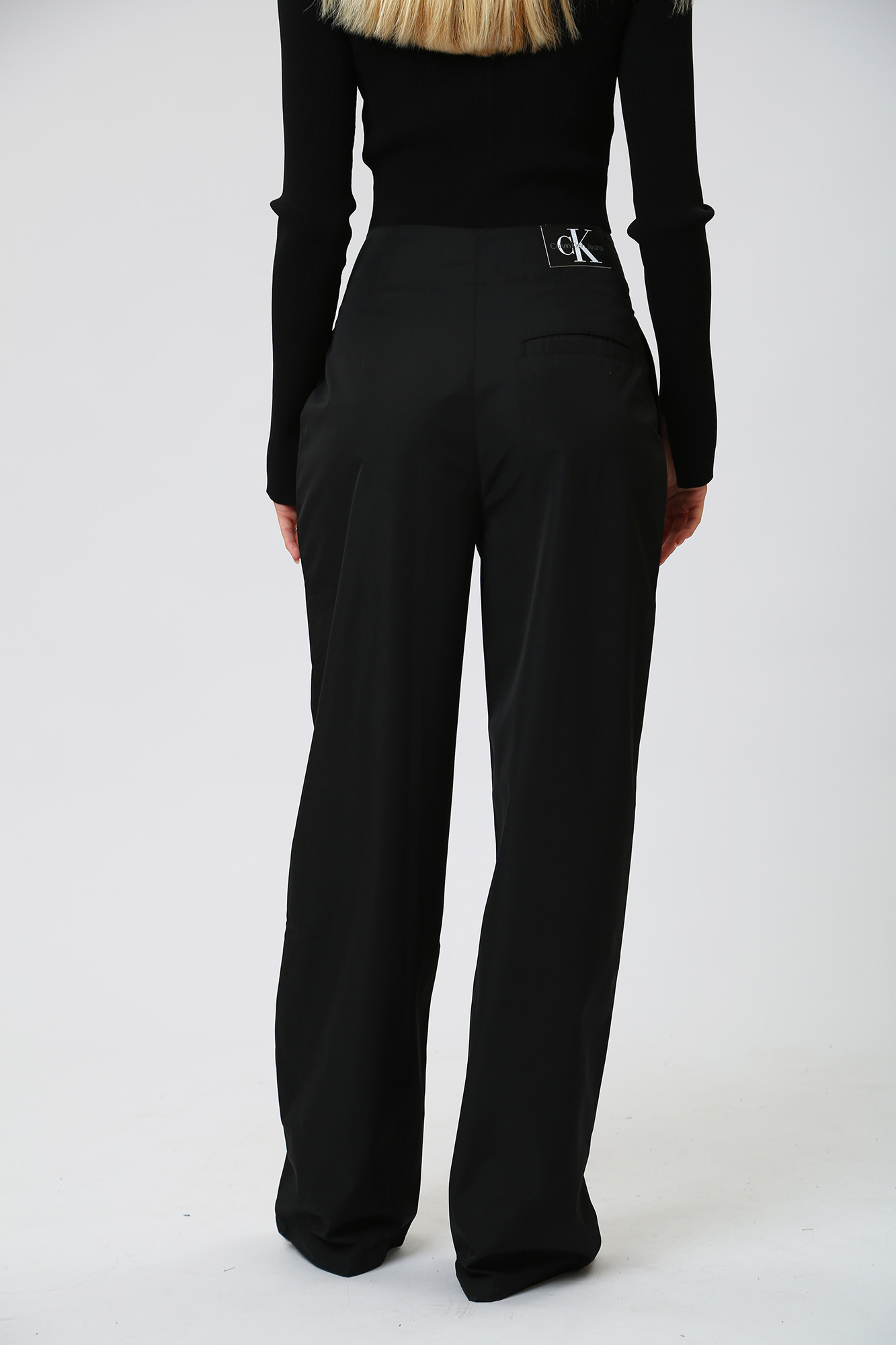 J20J222133 брюки calvin klein jeans 