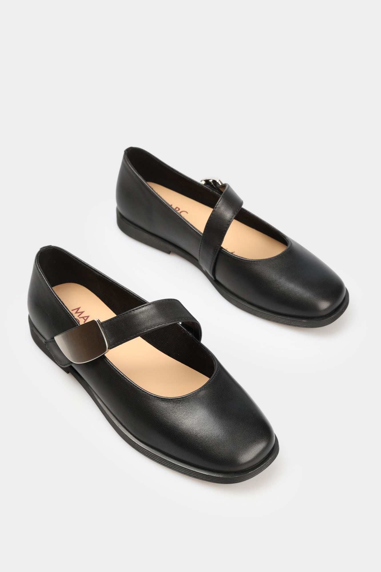 MC21665 Туфли Marc Cony Черный