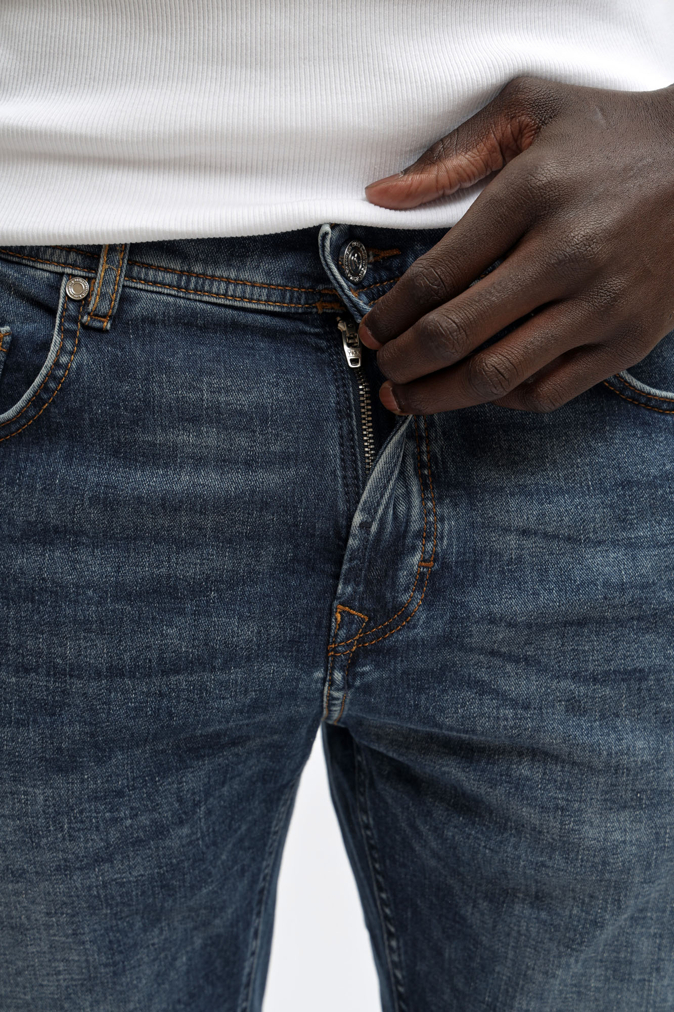 500843_265501 Джинсы Karl Lagerfeld Голубой