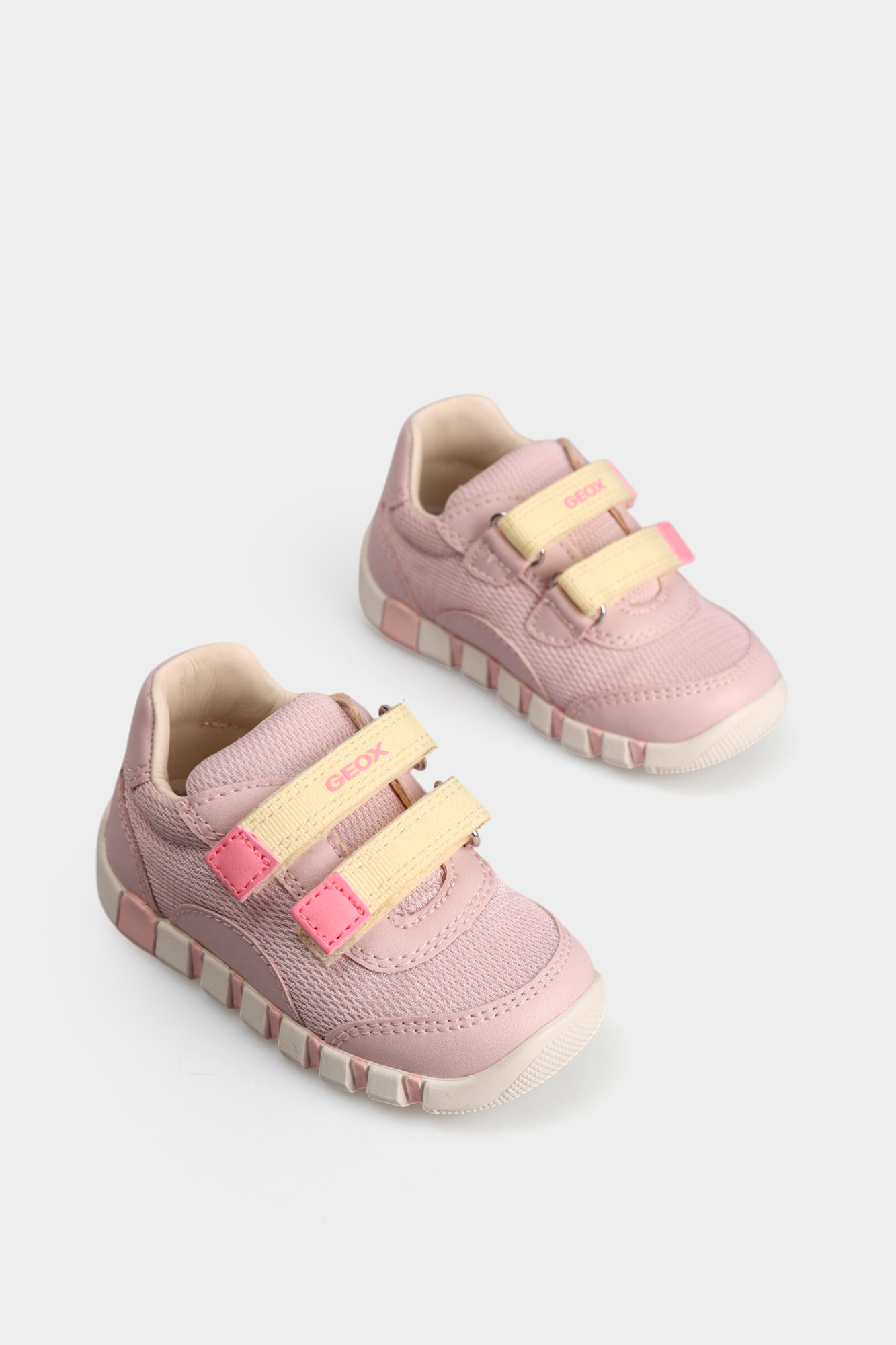 Кроссовки Geox Розовый