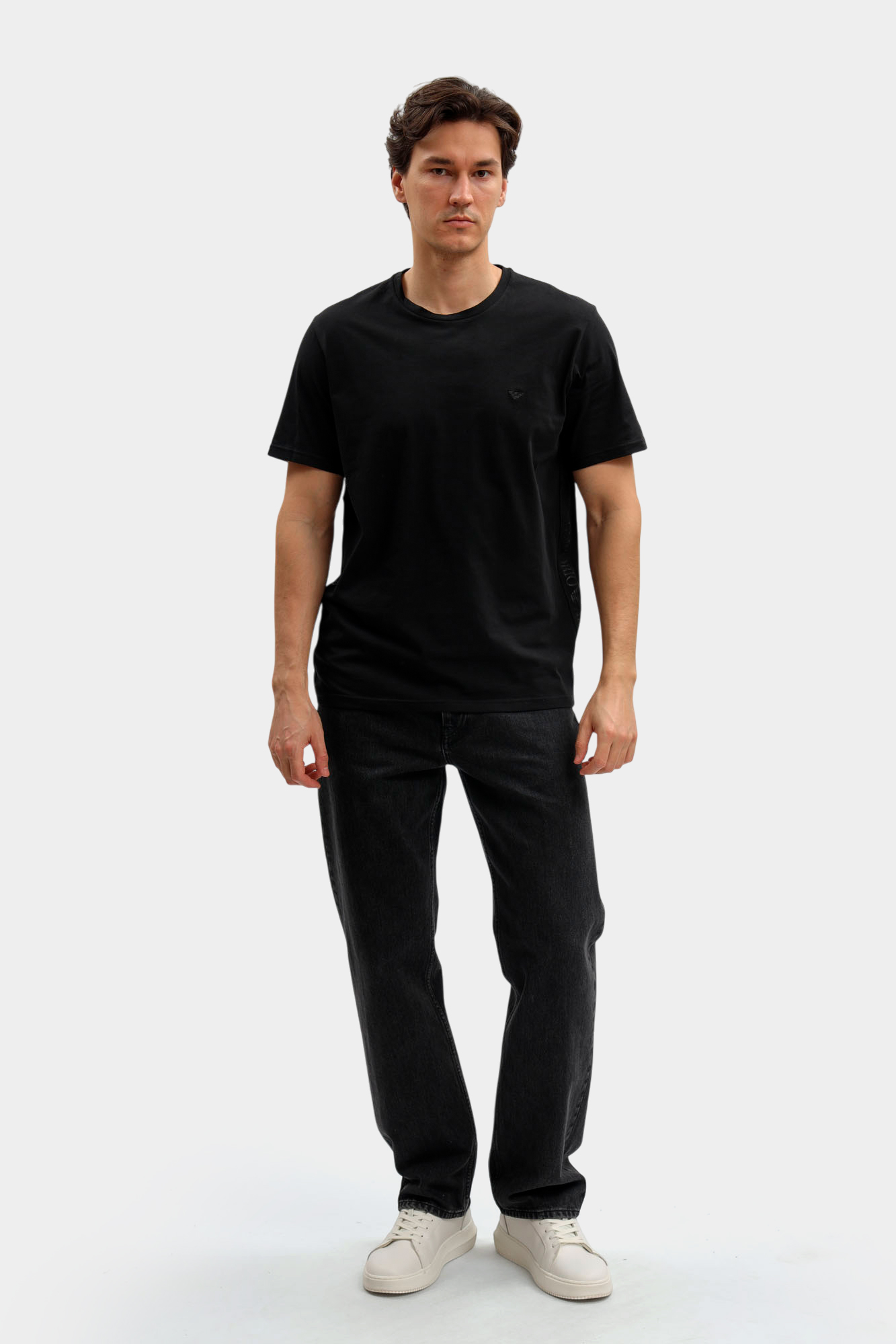 EM000377_AF15374 Футболка Emporio Armani Черный