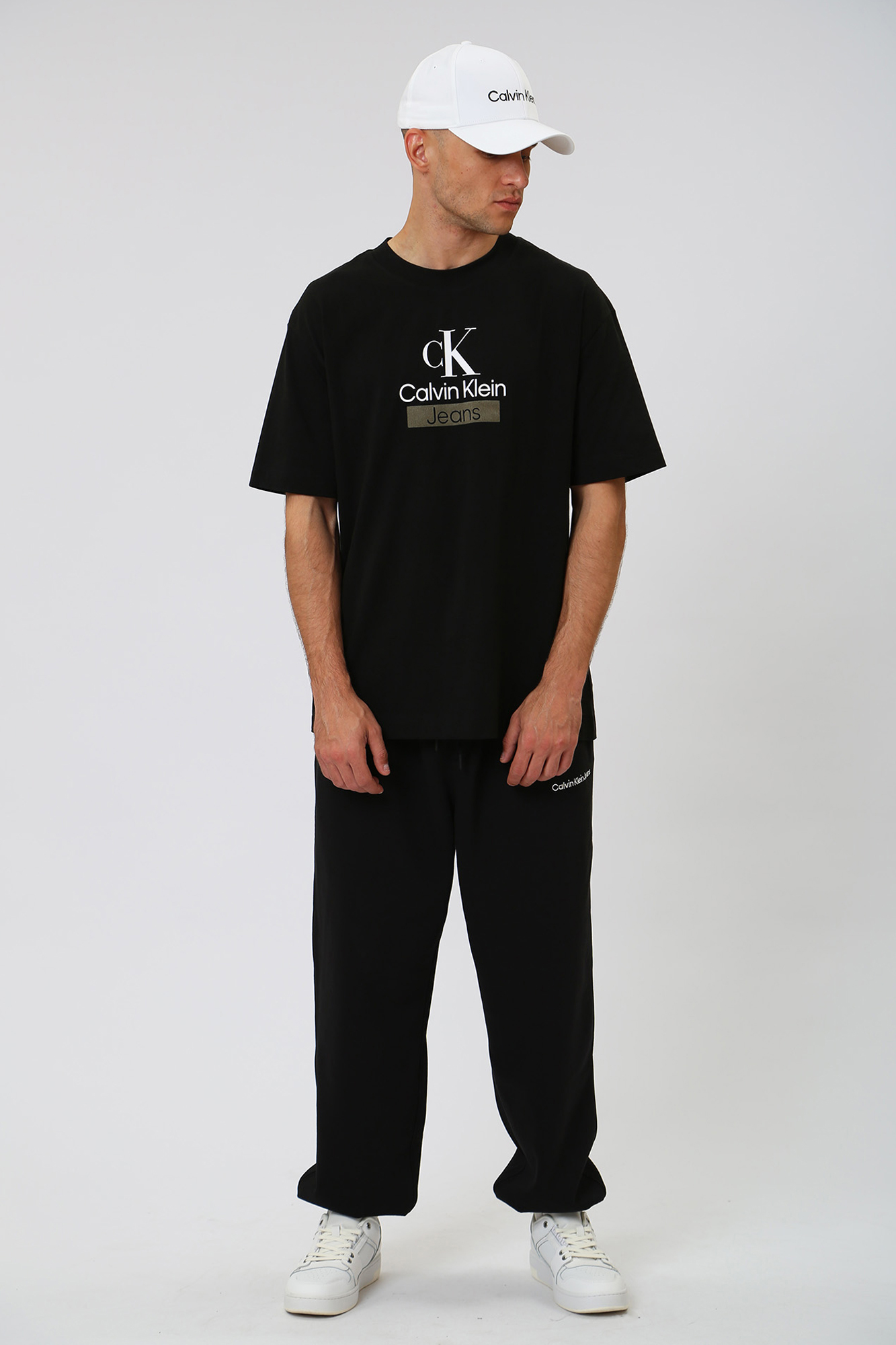 J30J323759 Футболка Calvin Klein Jeans Черный