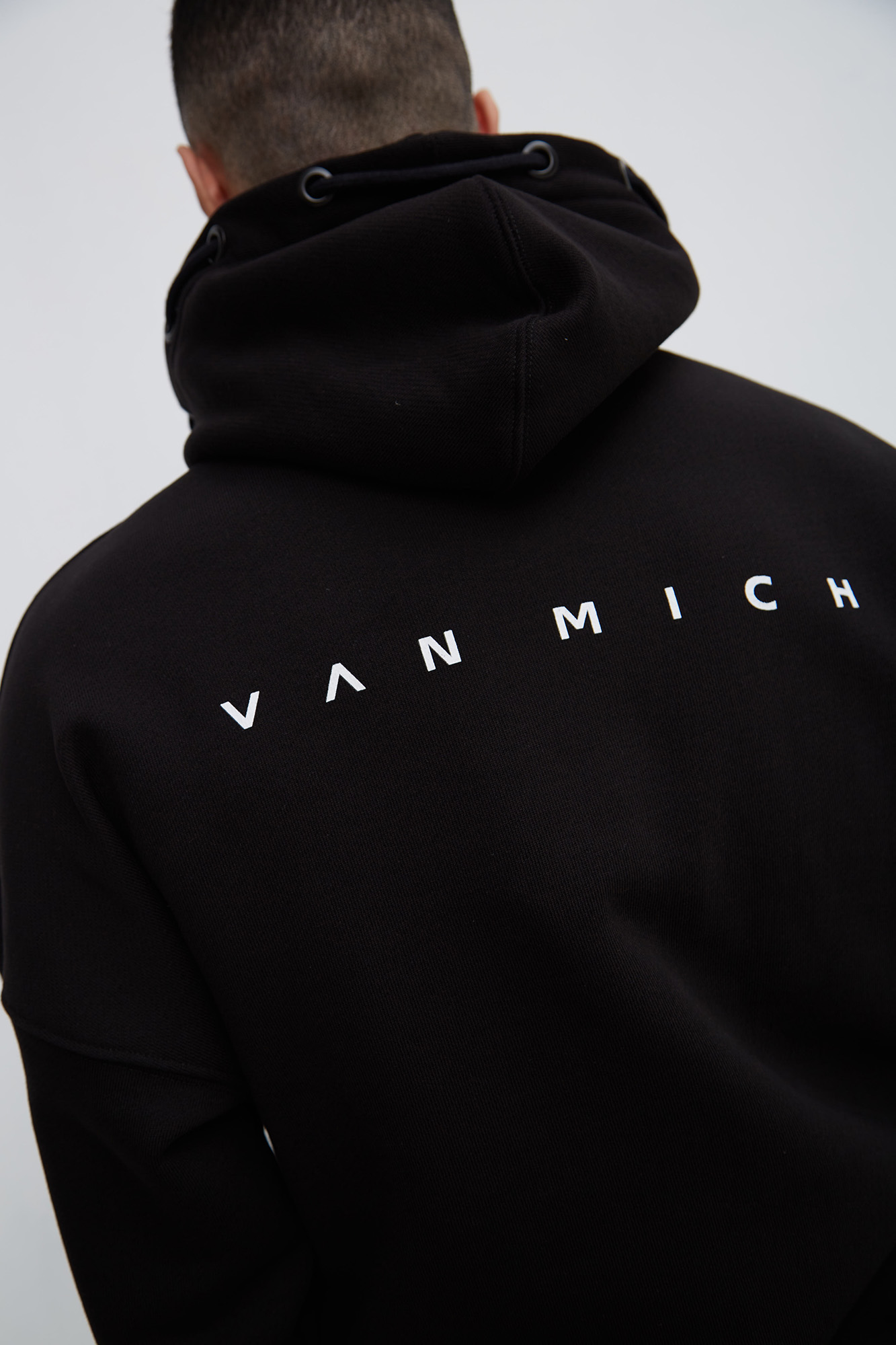 VM-231-22-035 Худи Van Mich Черный