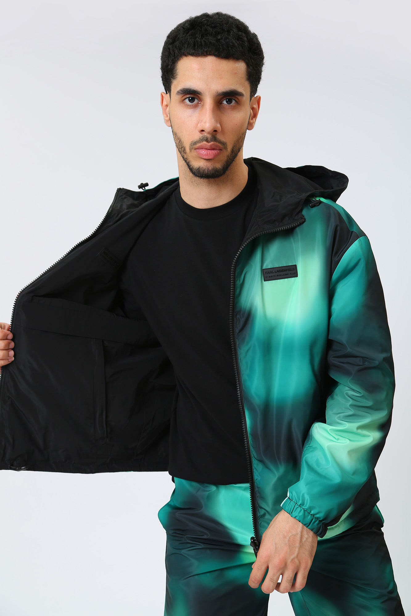 532508_505006 Ветровка Karl Lagerfeld Зеленый